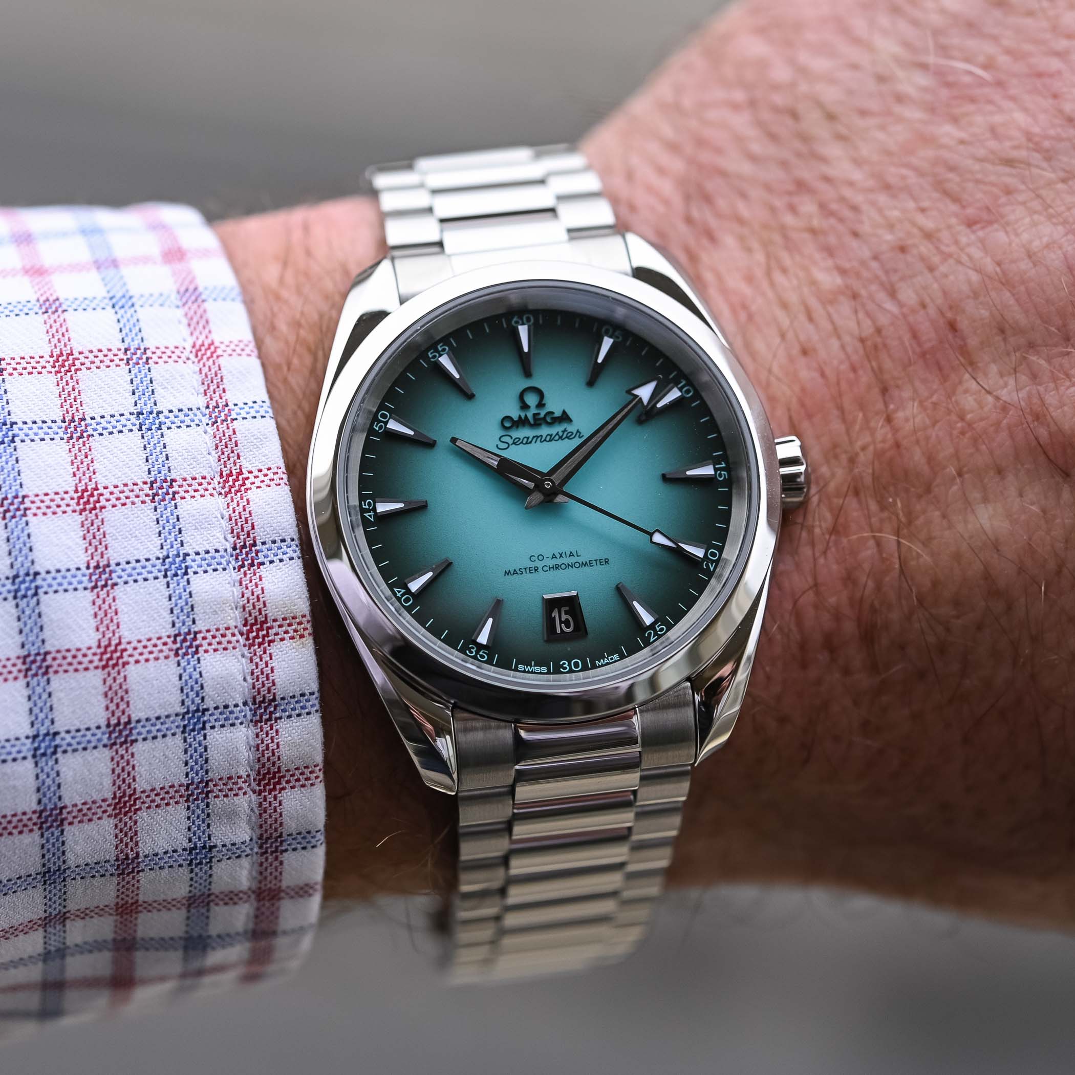 Omega Seamaster Aqua Terra 150m gradient turquoise dial 2024 new model - review - 9 Omega Seamaster Aqua Terra 150m gradient turquoise dial 2024 new model - review - 9
