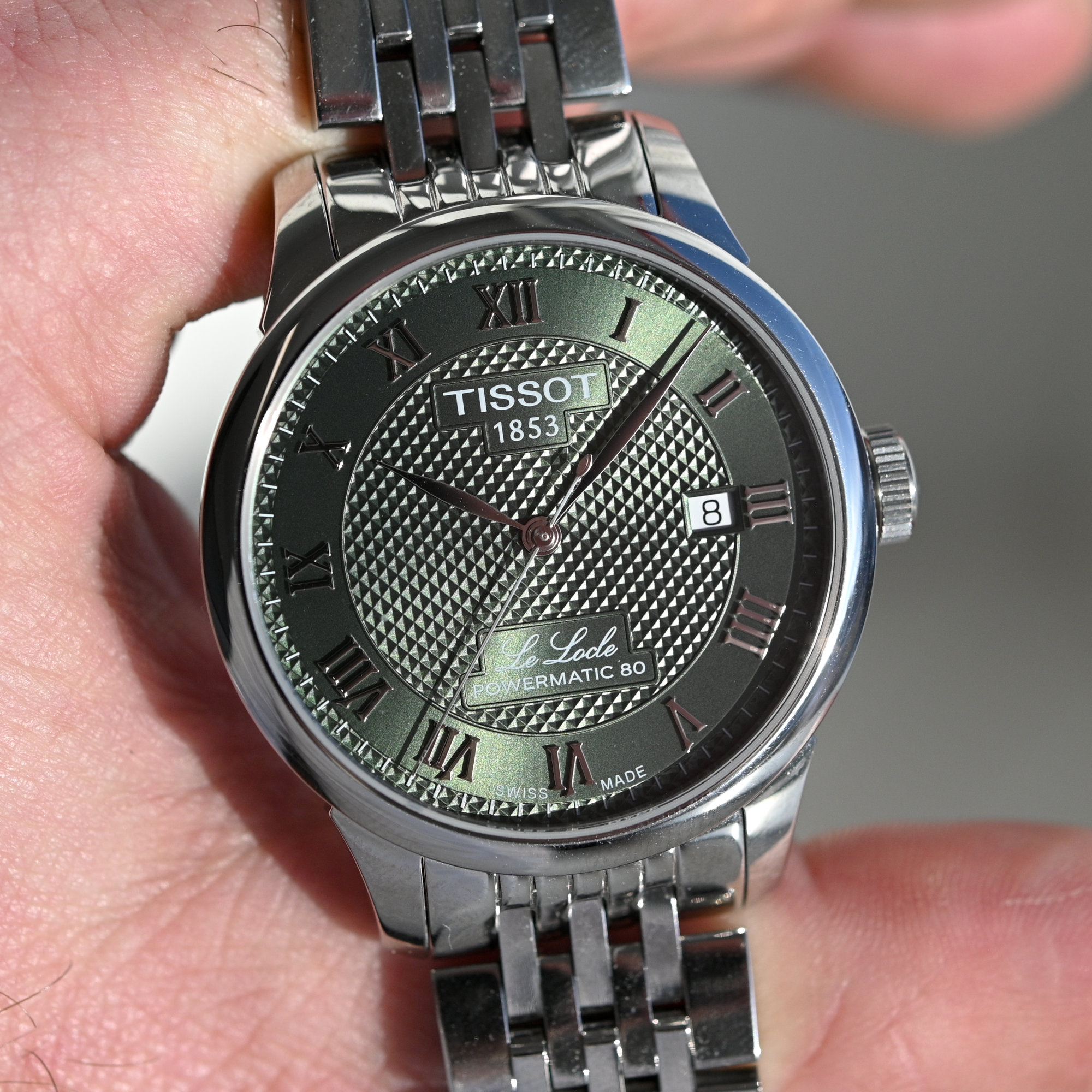 2025 Tissot Le Locle 39mm COSC Powermatic 80 Green - 4 2025 Tissot Le Locle 39mm COSC Powermatic 80 Green - 4