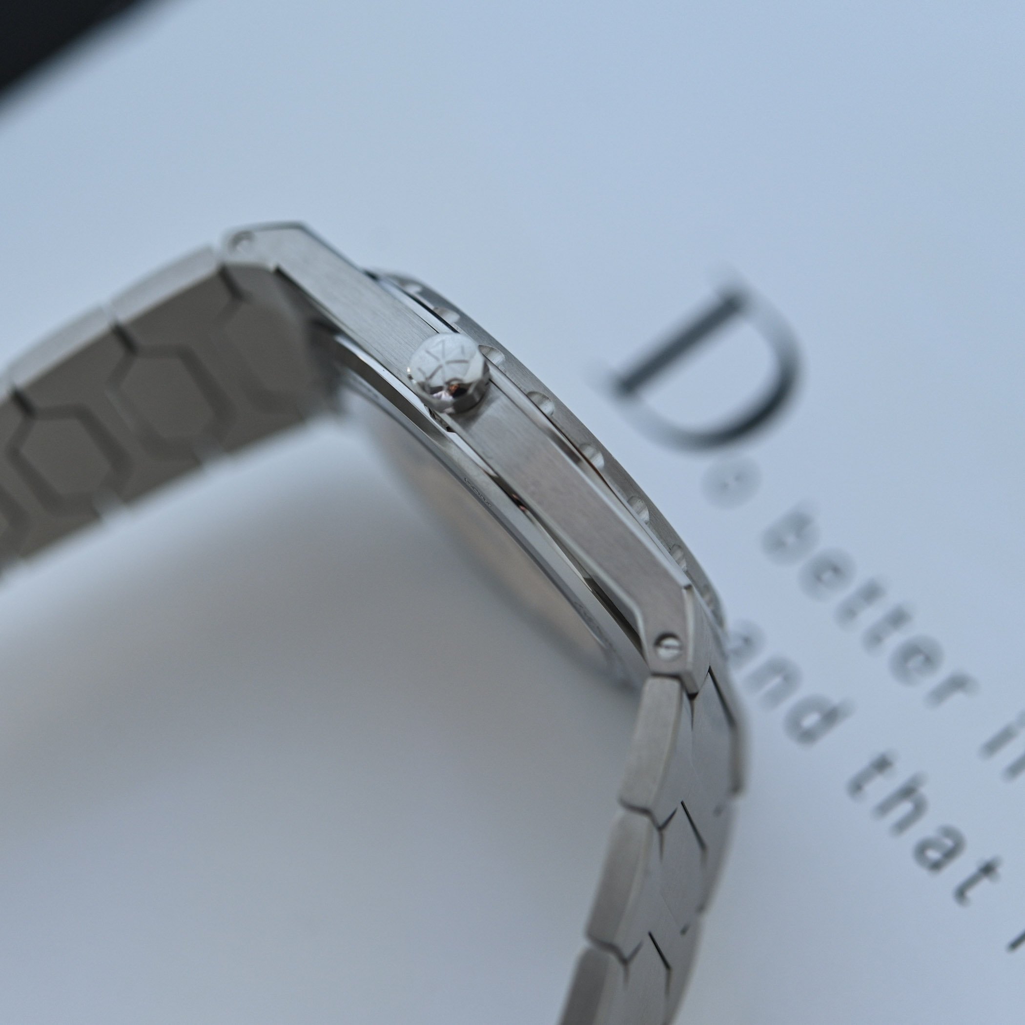 2025 Vacheron Constantin 222 steel blue dial - Vacheron Historiques 222 Steel review - 10 2025 Vacheron Constantin 222 steel review