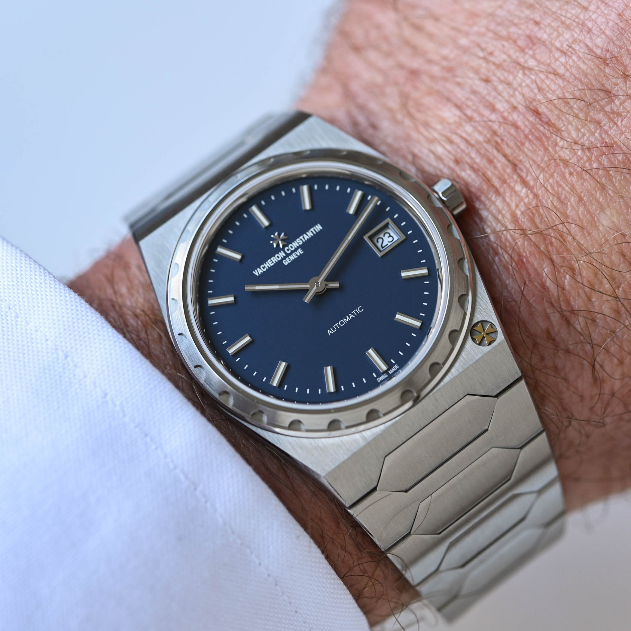 2025 Vacheron Constantin 222 steel blue dial - Vacheron Historiques 222 Steel review - 11 2025 Vacheron Constantin 222 steel review