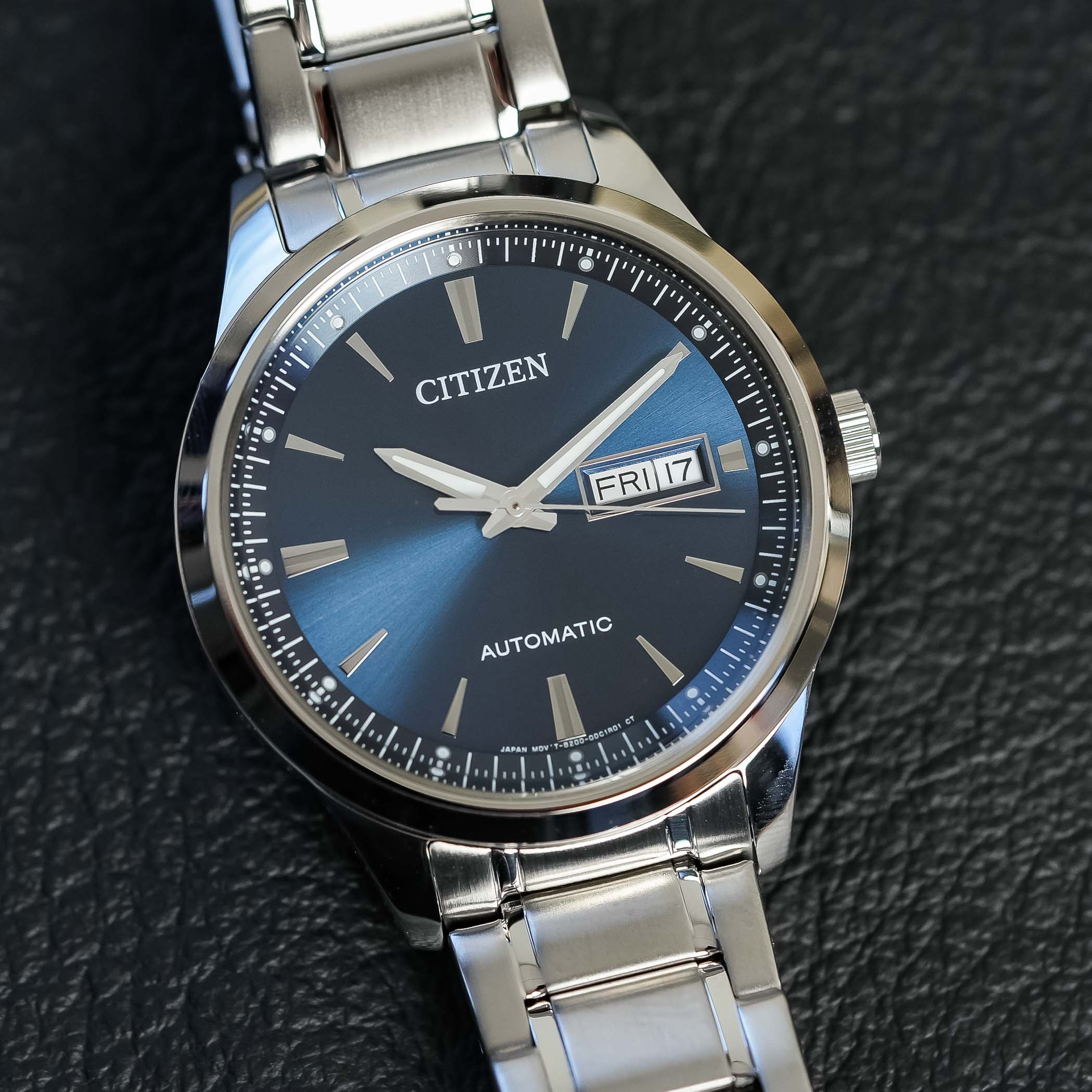 Citizen Mechanical Day-Date NY4058 review affordable automatic watch entry-level - 6 Citizen Mechanical Day-Date NY4058 review affordable automatic watch entry-level - 6