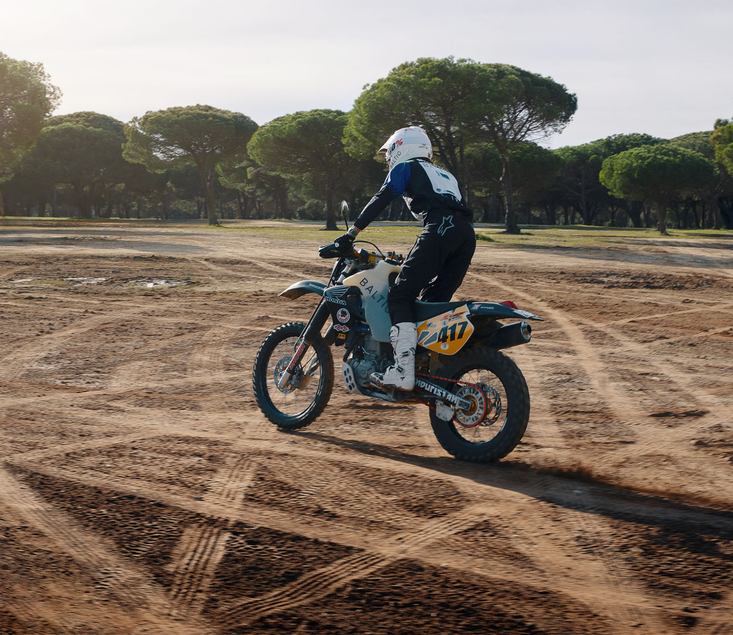 Baltic Hermetique Dual Time Enduropole Edition - 3 Baltic Hermetique Dual Time Enduropole Edition - 3