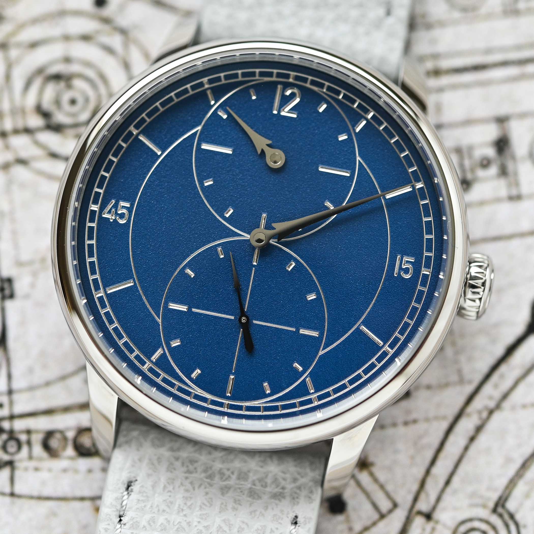 Louis Erard Regulateur Grave Blue - review - 6 Louis Erard Regulateur Grave Blue - review - 6
