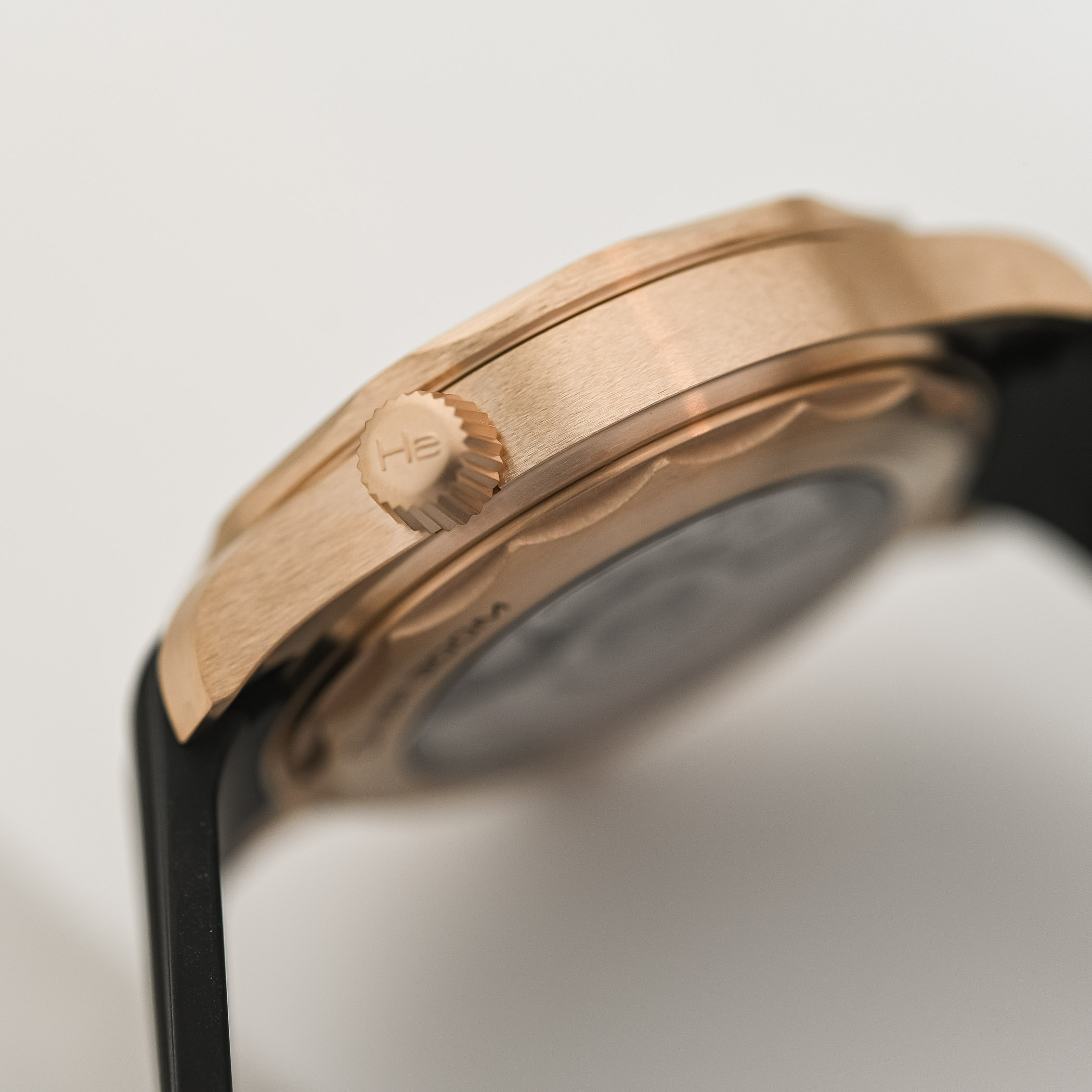 Omega Seamaster Diver 300M Bronze Gold and Burgundy Bezel - review - 10 2025 Omega Seamaster Diver 300M Bronze Gold Burgundy