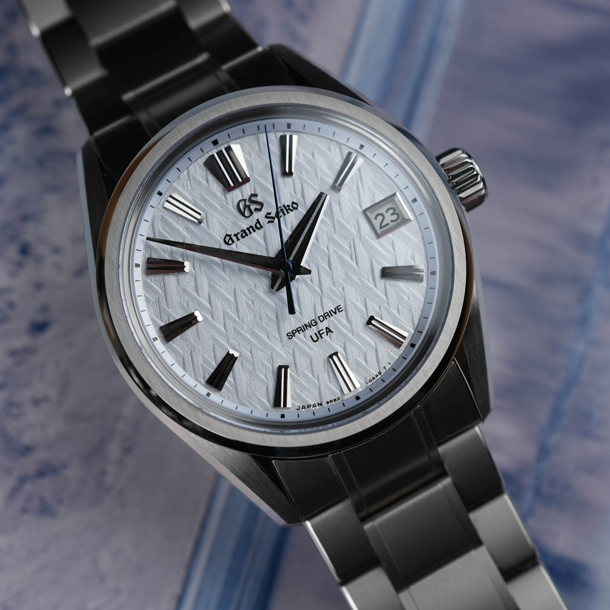 Grand Seiko Evolution 9 Spring Drive UFA SLGB001 SLGB003 review - micro-adjustement clasp - 6 Grand Seiko Evolution 9 Spring Drive UFA SLGB001 SLGB003 review - micro-adjustement clasp - 6