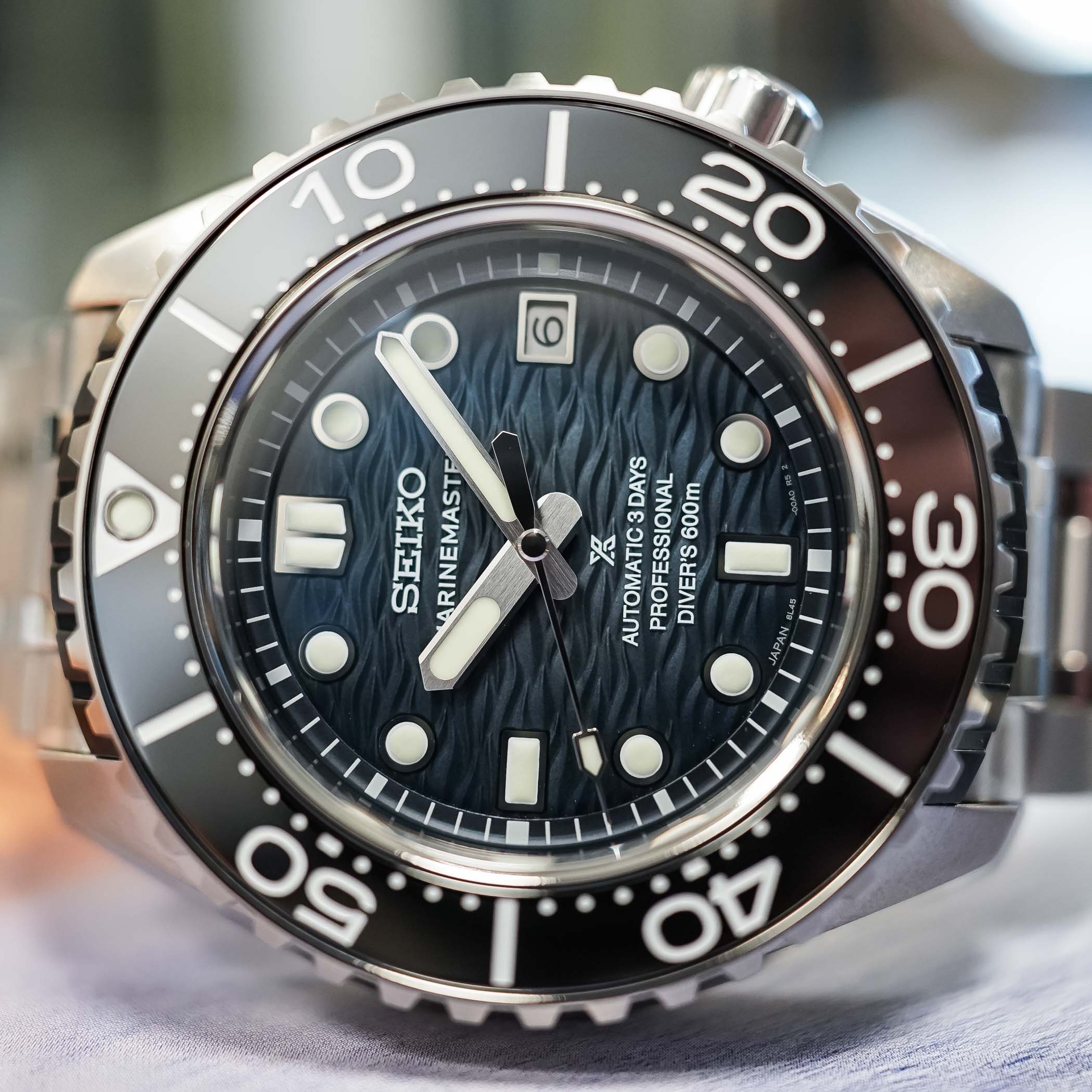 Seiko Prospex Marinemaster Professional Titanium SLA081 - 60th anniversry first seiko diver - review - 4 Seiko Prospex Marinemaster Professional Titanium SLA081 - 60th anniversry first seiko diver - review - 4