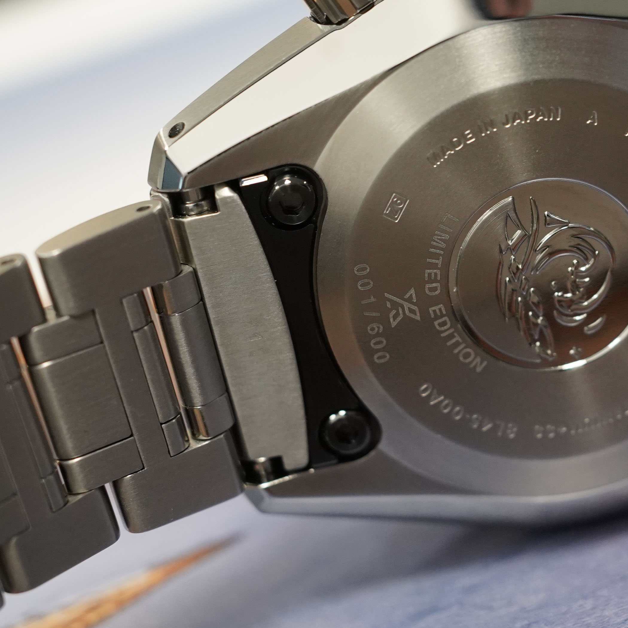 Seiko Prospex Marinemaster Professional Titanium SLA081 - 60th anniversry first seiko diver - review - 8 Seiko Prospex Marinemaster Professional Titanium SLA081 - 60th anniversry first seiko diver - review - 8