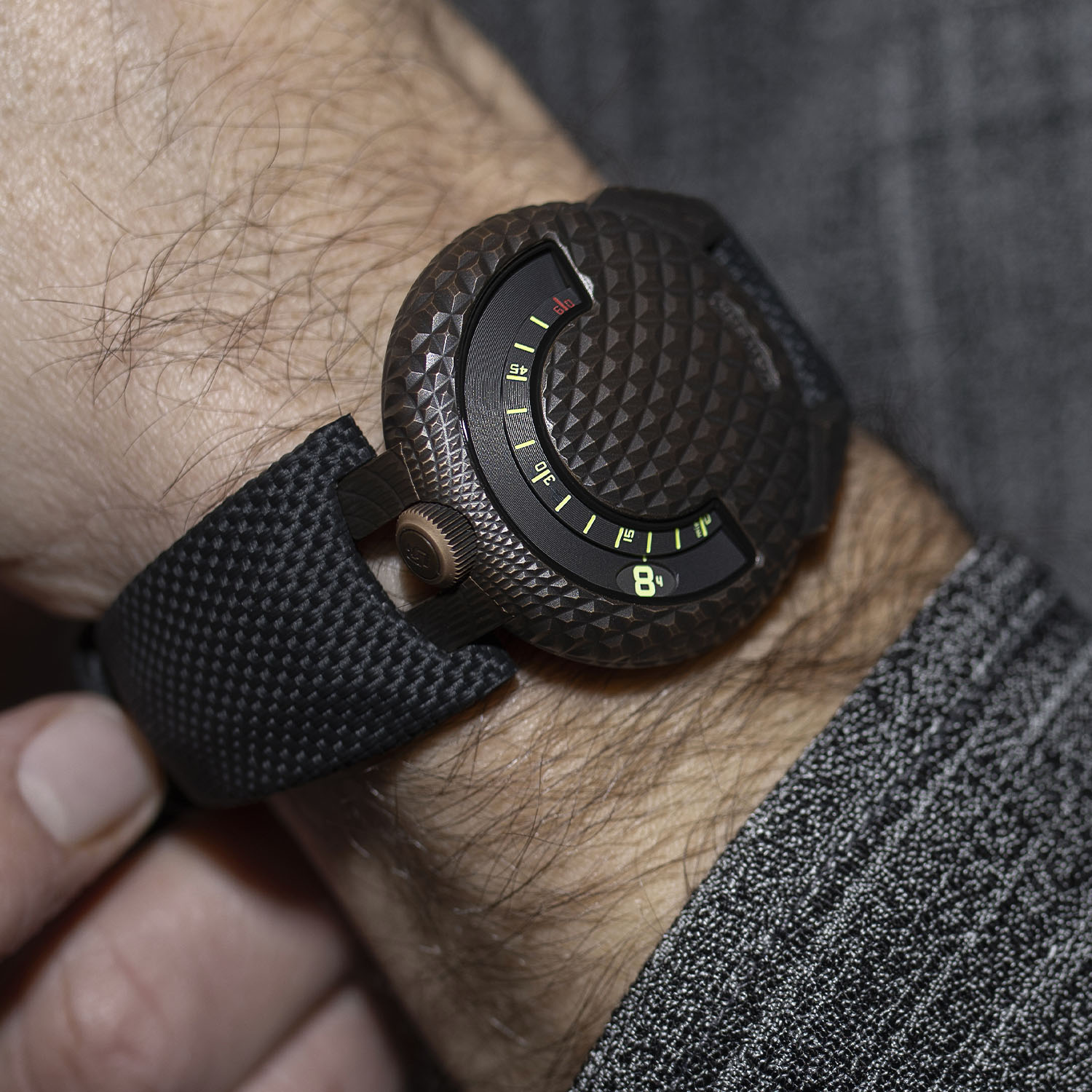 Urwerk UR-101 T-Rex Edition - 4 Urwerk UR-101 T-Rex Edition - 4