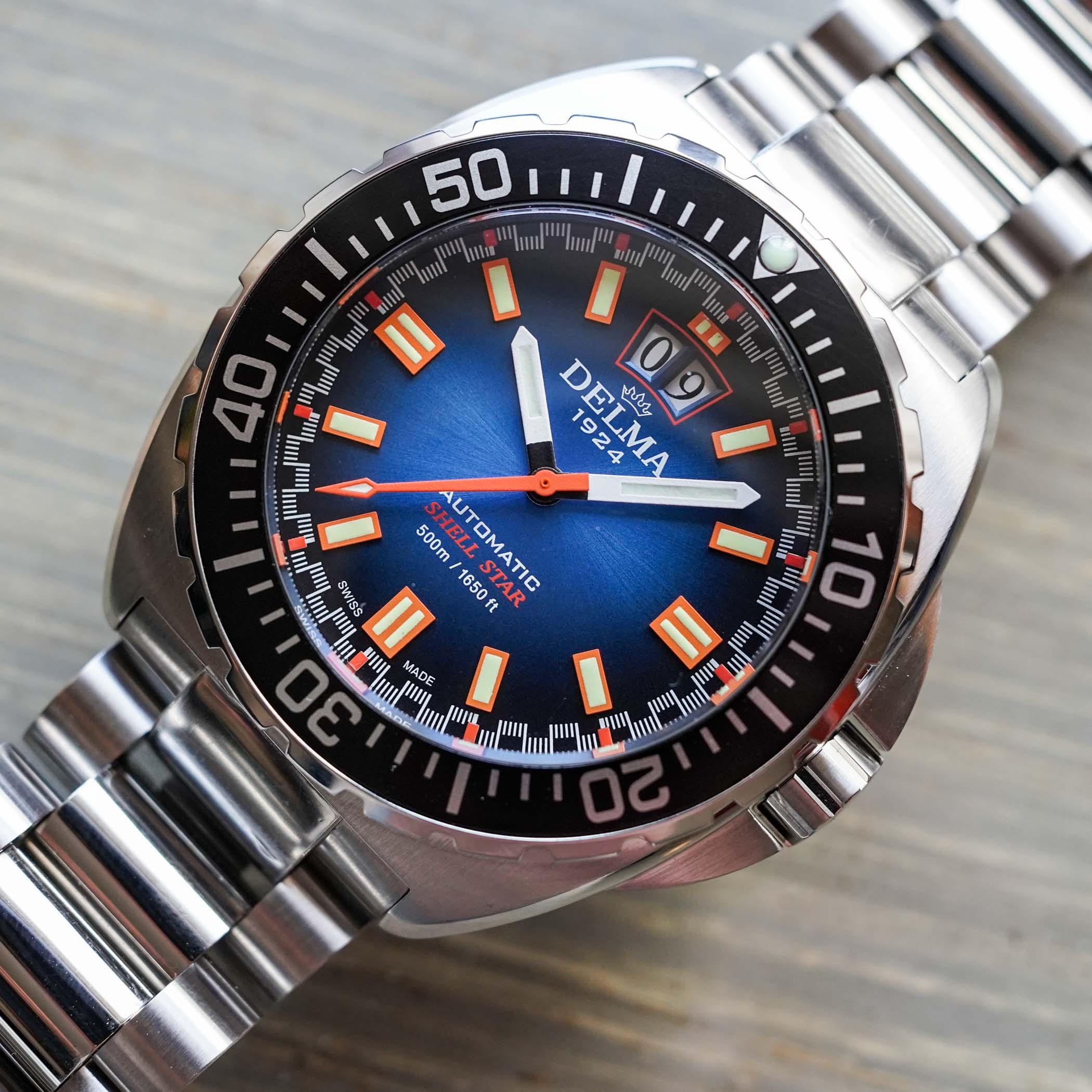 DELMA Shell Star Big Date review 6 DELMA Shell Star Big Date review 6