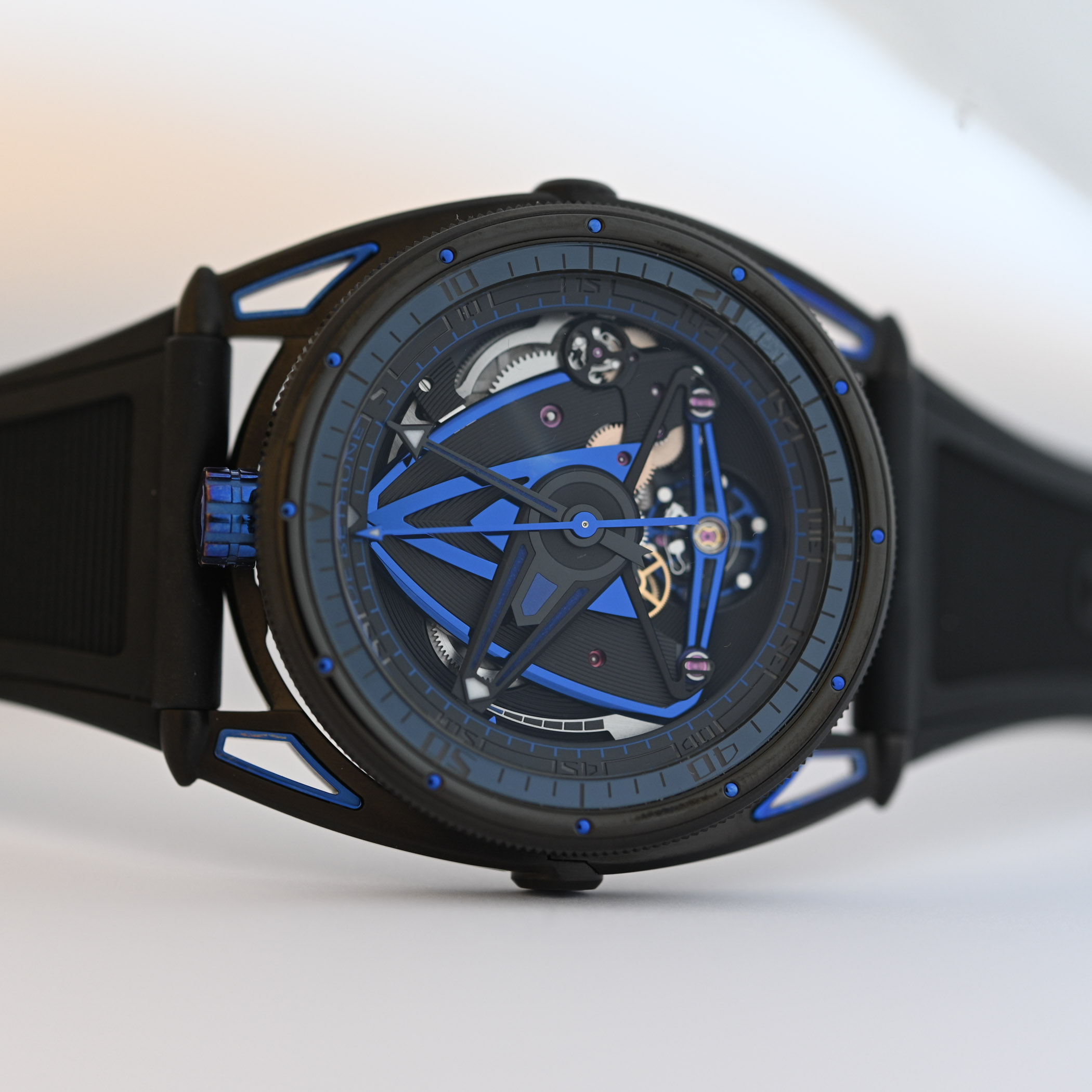 De Bethune DB28GS Swordfish review 2 De Bethune DB28GS Swordfish review 2