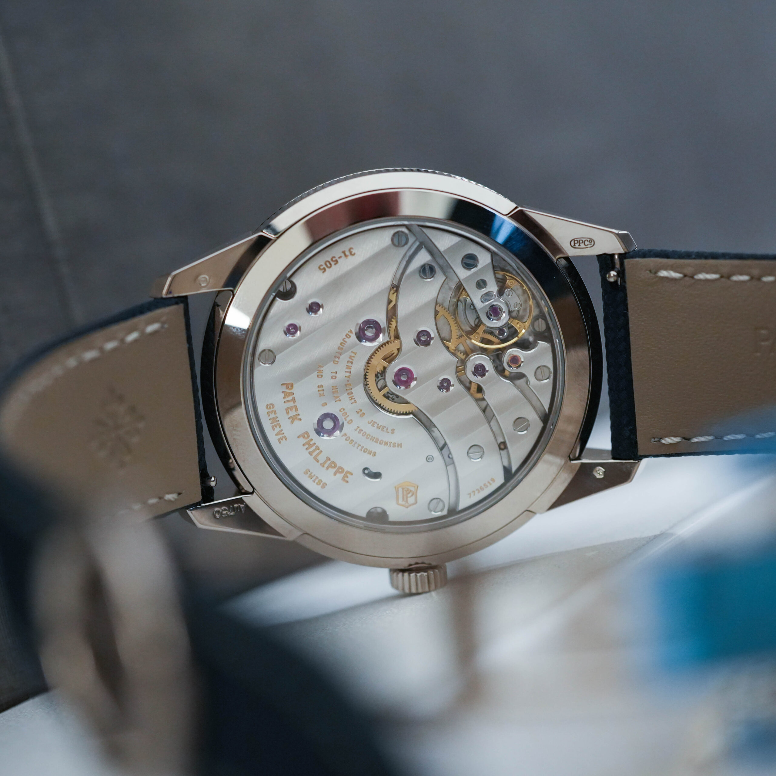 Patek Philippe 8 days 5328G - 2 Patek Philippe 8 days 5328G - 2