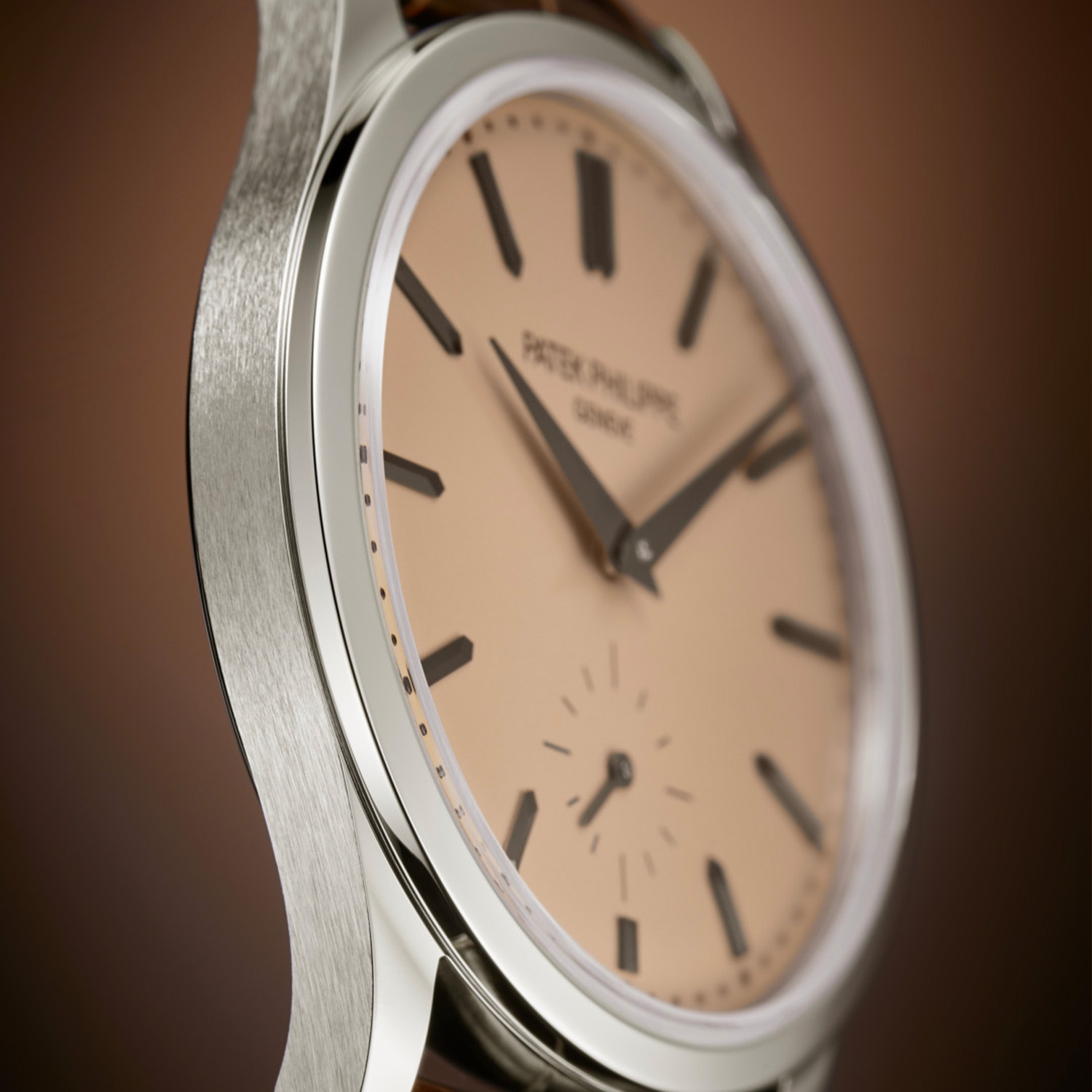 Patek Philippe Calatrava hand-wound 6196P Salmon platinum - 2 Patek Philippe Calatrava hand-wound 6196P Salmon platinum - 2