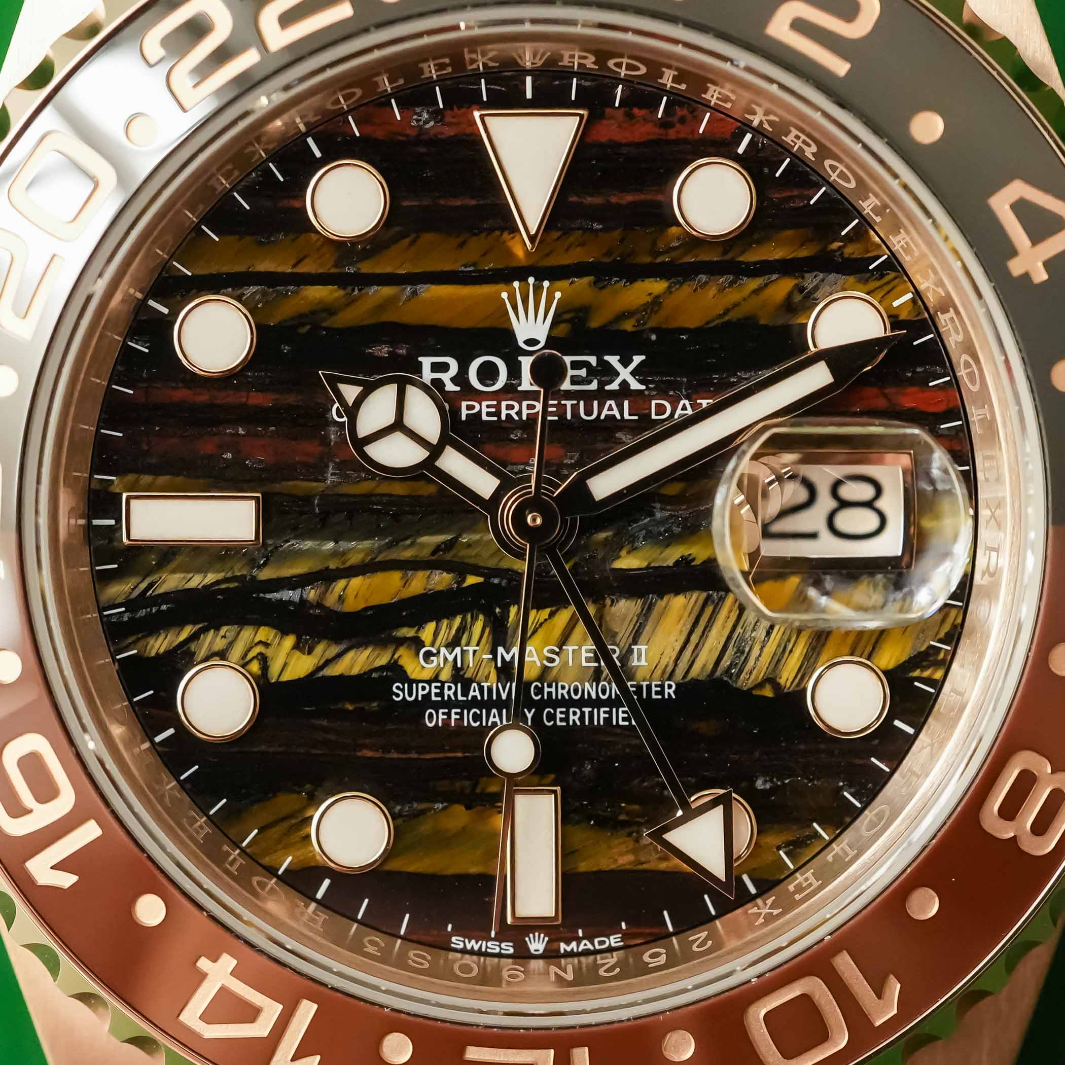 Rolex GMT-Master II Everose Gold Tiger Iron stone dial 126715CHNR-0002 review - 4 Rolex GMT-Master II Everose Gold Tiger Iron stone dial 126715CHNR-0002 review - 4
