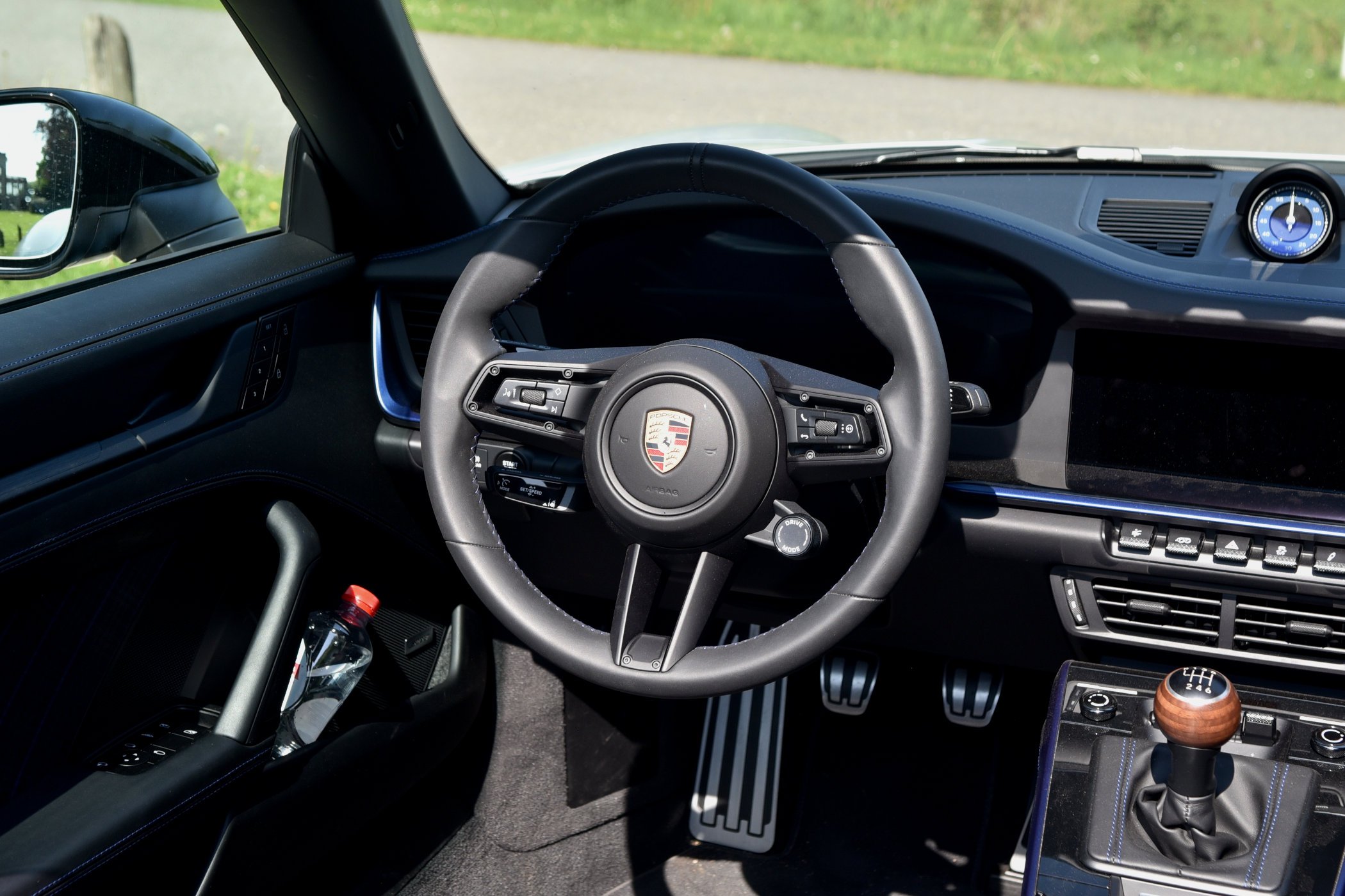 2025 Porsche 911 Carrera T Cabriolet versus 2025 Porsche 911 Carrera GTS Cabriolet - The Petrolhead Corner - 6 The interior of the 911 T...