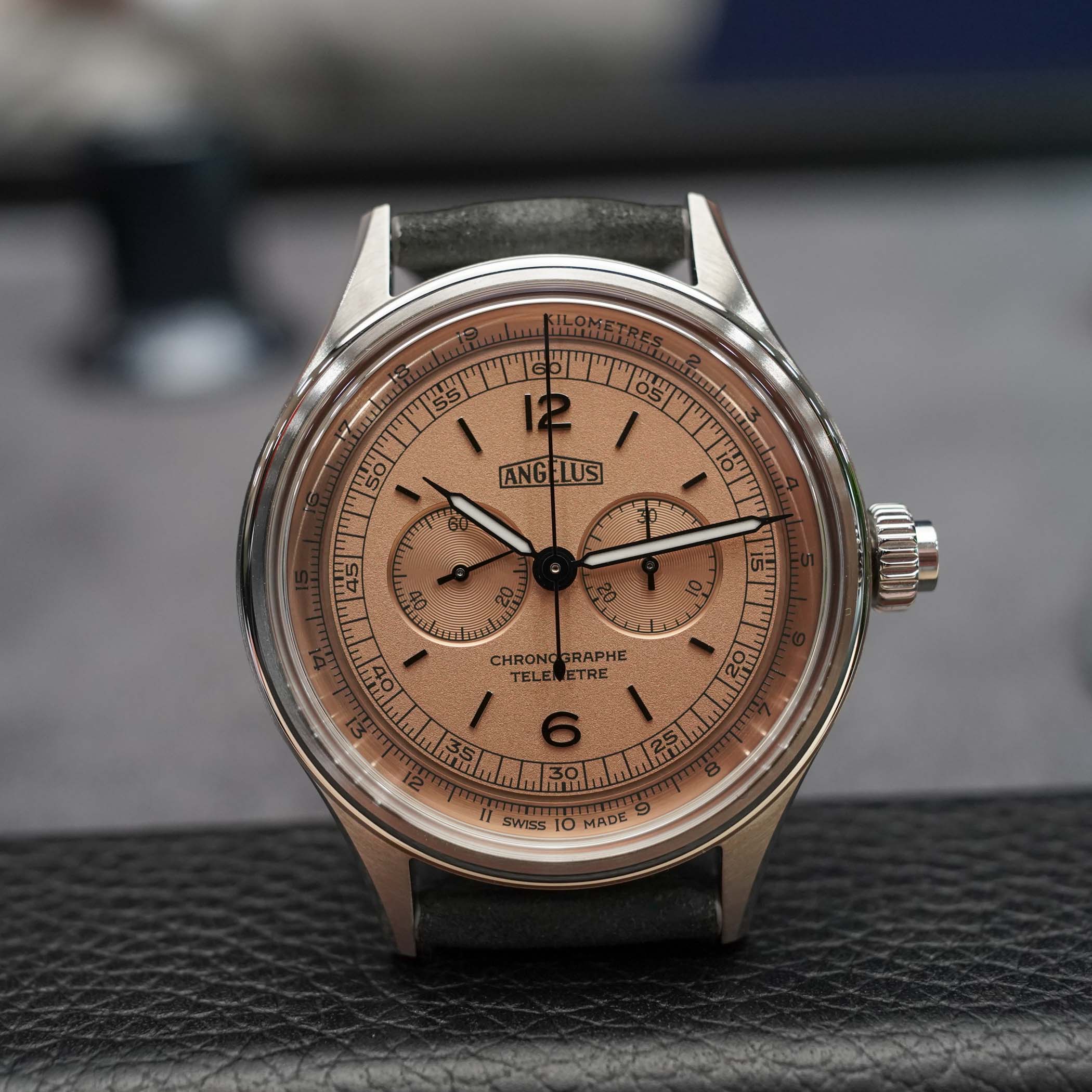 Angelus Chronographe Telemetre Monopusher 37mm review - 5 Angelus Chronographe Telemetre Monopusher 37mm review - 5
