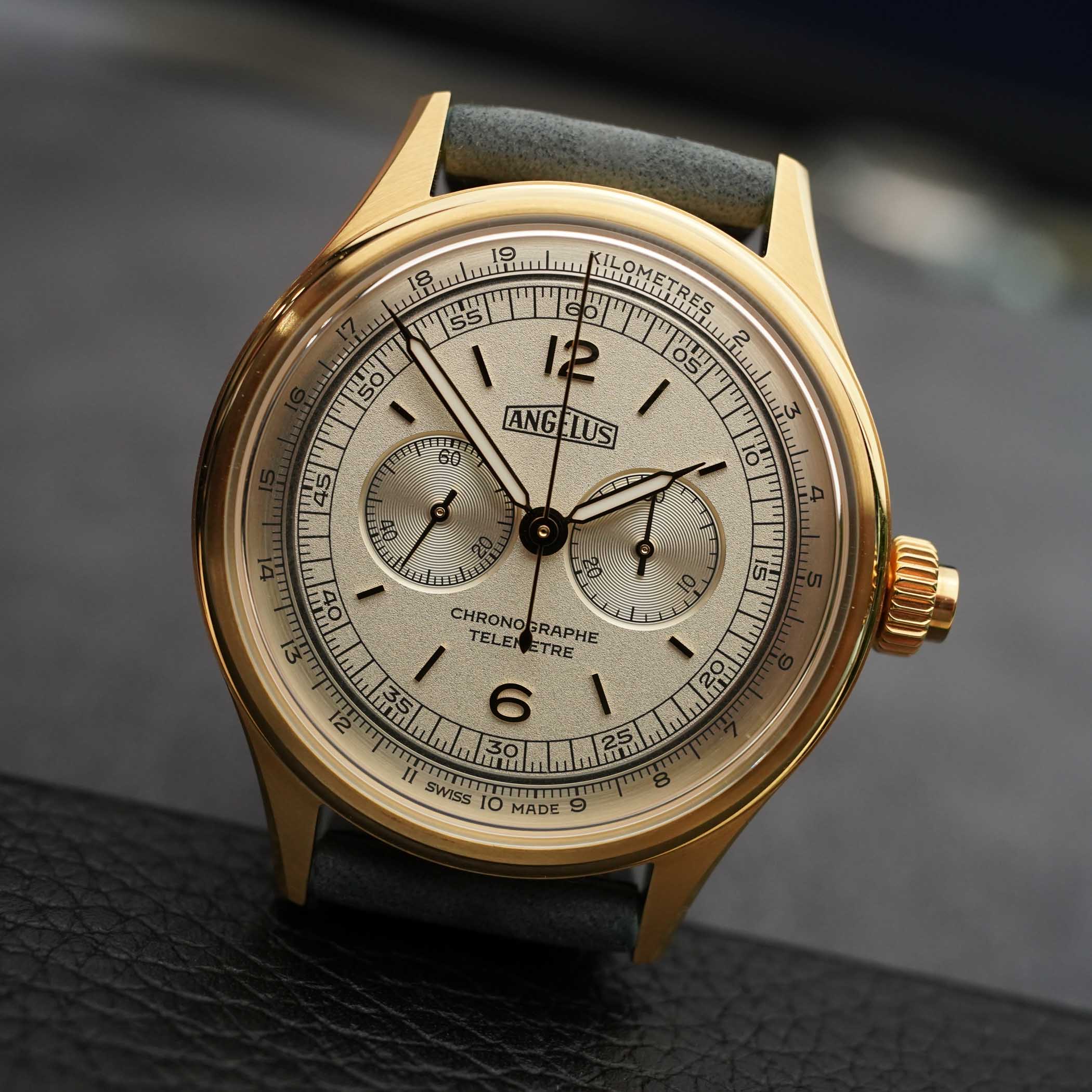 Angelus Chronographe Telemetre Monopusher 37mm review - 7 Angelus Chronographe Telemetre Monopusher 37mm review - 7