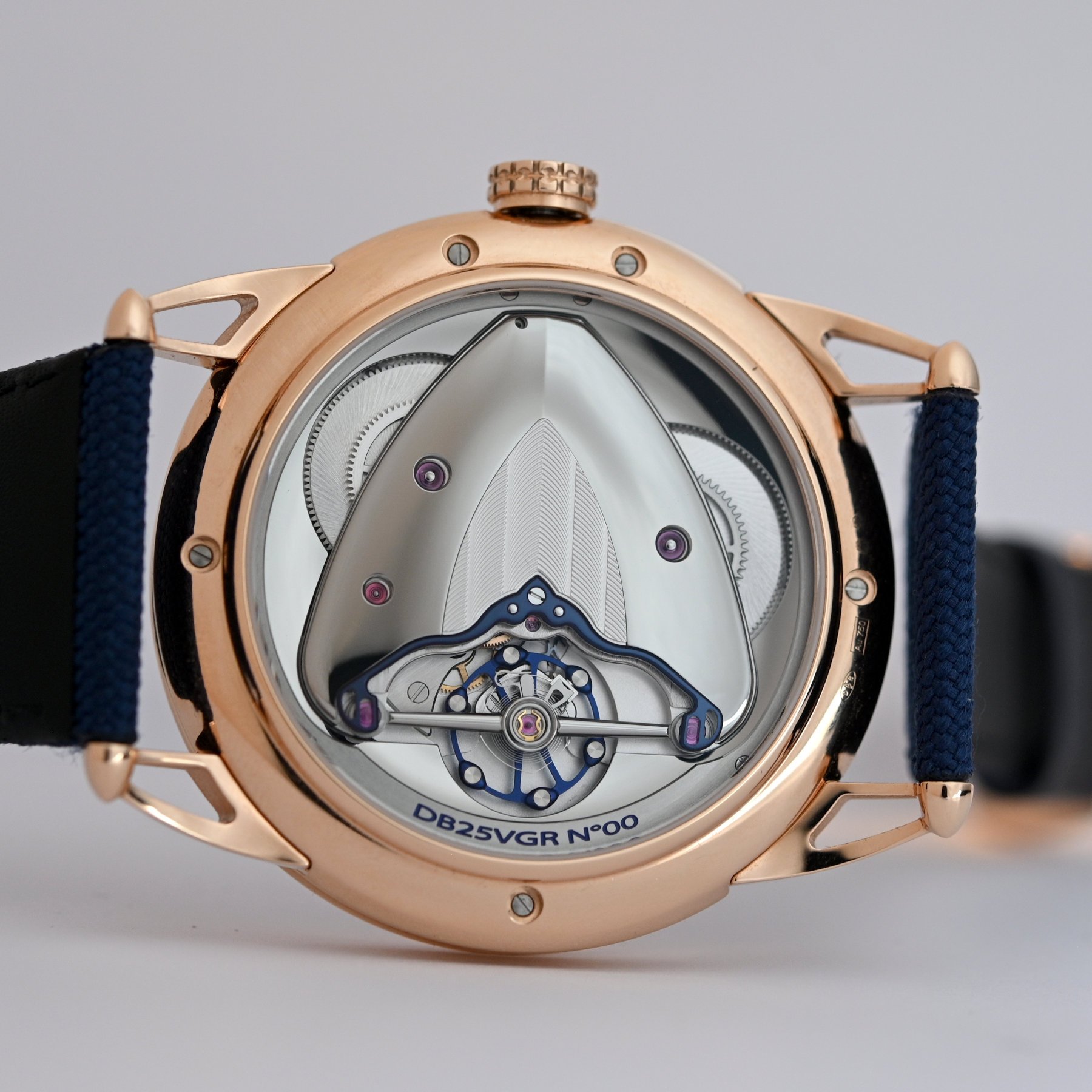 De Bethune DB25GMT Starry Varius - Rose Gold - 3 De Bethune DB25GMT Starry Varius - Rose Gold - 3