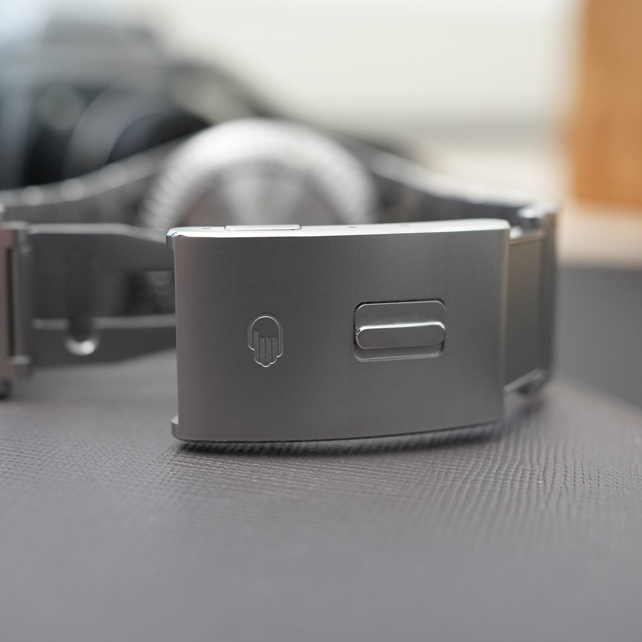 Ressence Type 7 GMT Video Review - 11 Ressence Type 7 GMT Video Review - 11