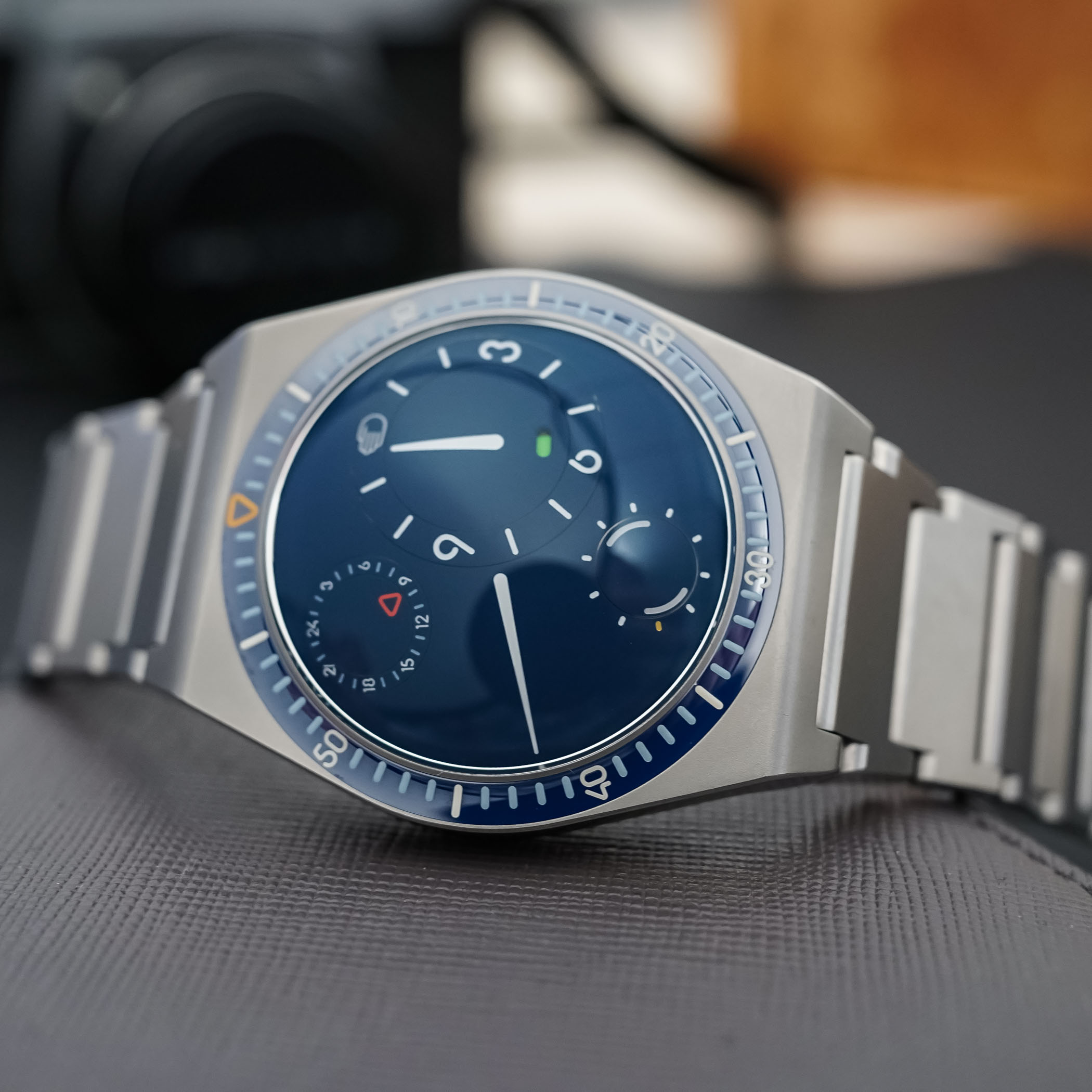 Ressence Type 7 GMT Video Review - 14 Ressence Type 7 GMT Video Review - 14