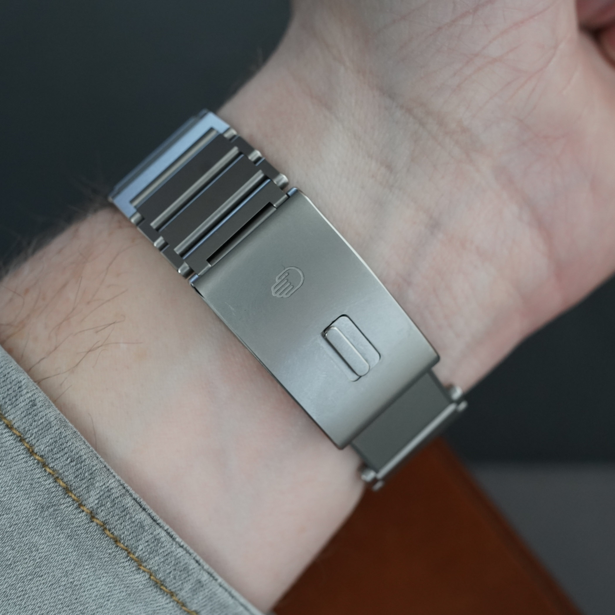 Ressence Type 7 GMT Video Review - 4 Ressence Type 7 GMT Video Review - 4