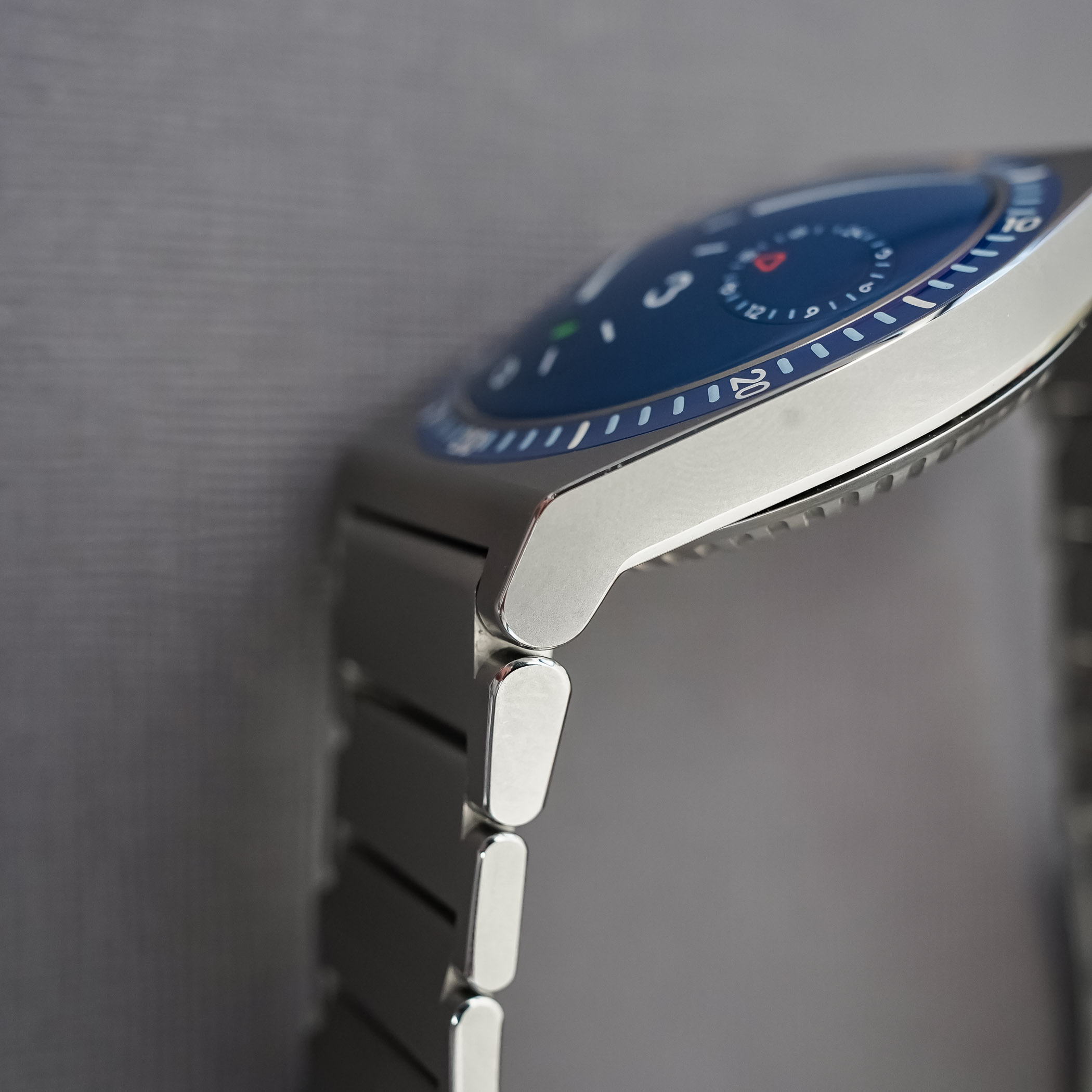 Ressence Type 7 GMT Video Review - 7 Ressence Type 7 GMT Video Review - 7