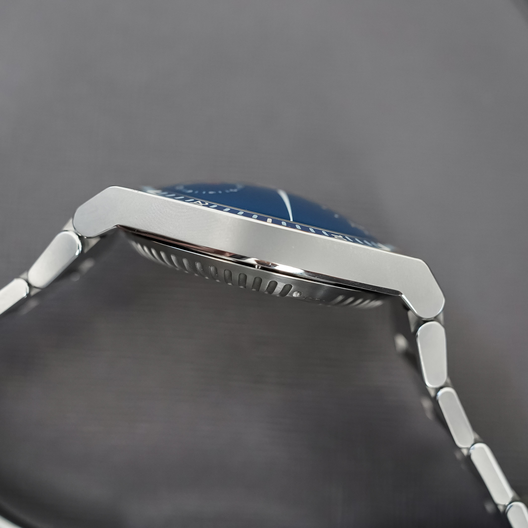 Ressence Type 7 GMT Video Review - 9 Ressence Type 7 GMT Video Review - 9