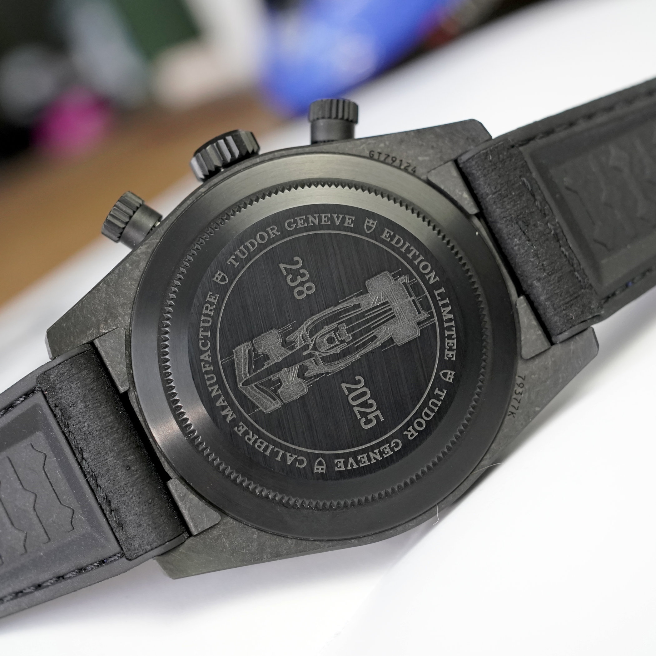 Tudor Black Bay Chrono Carbon 25 - Visa Cash App Racing Bulls Formula 1 - 4 Tudor Black Bay Chrono Carbon 25 - Visa Cash App Racing Bulls Formula 1 - 4