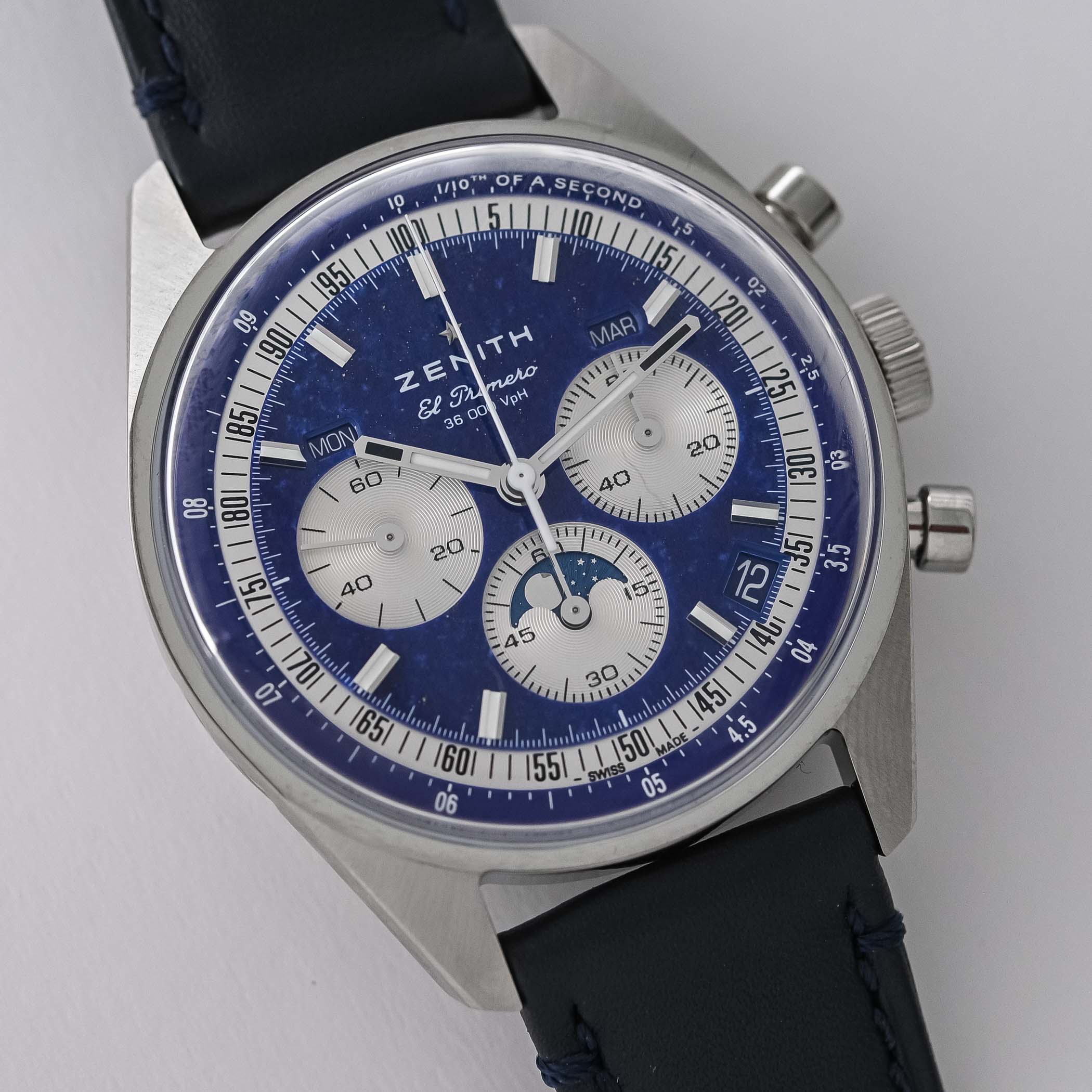 Zenith Chronomaster Original Triple Calendar lapis lazuli stone dial - review 4 Zenith Chronomaster Original Triple Calendar lapis lazuli stone dial - review 4