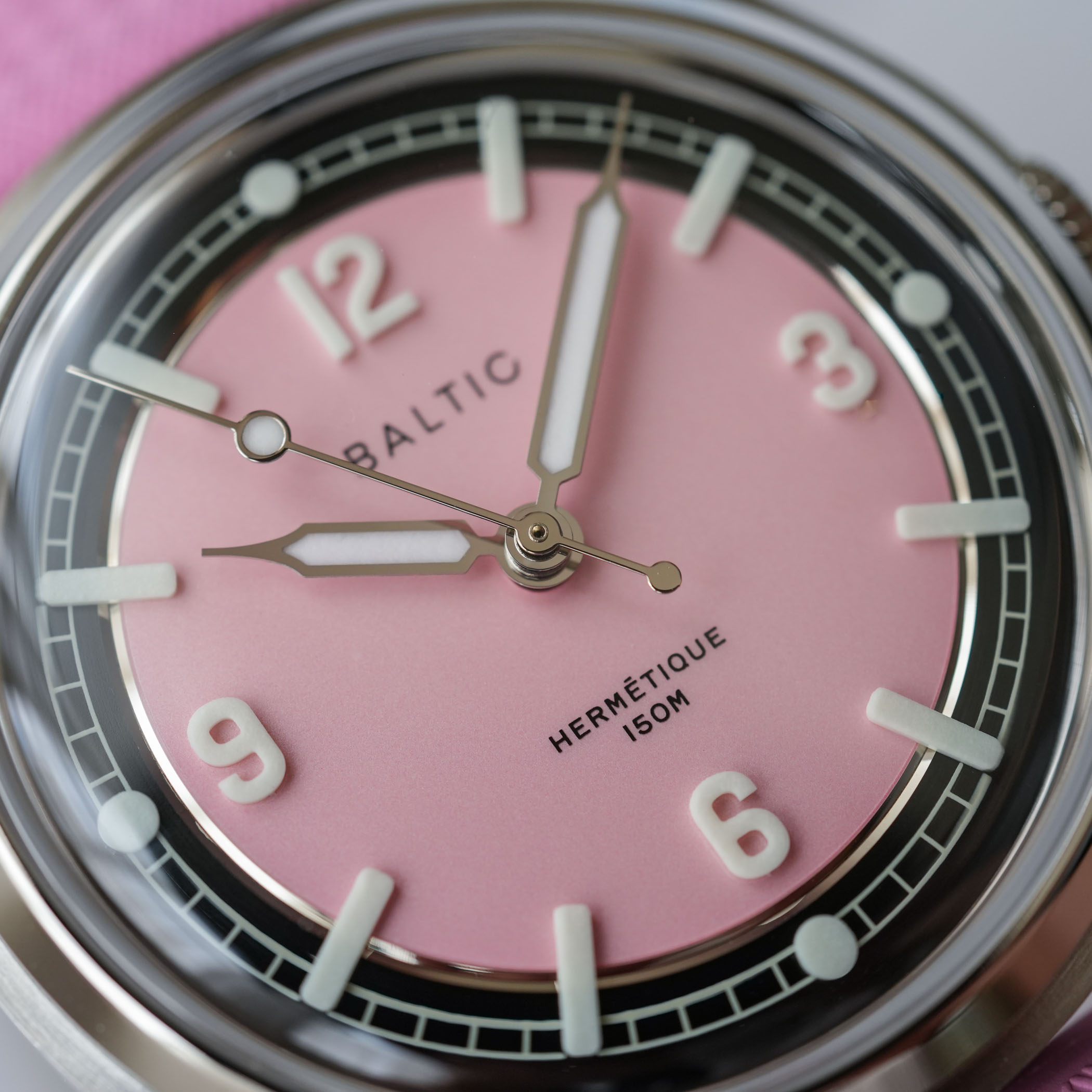 Baltic Hermétique Summer Collection Pink Edition review 8 Baltic Hermétique Summer Collection Pink Edition review 8