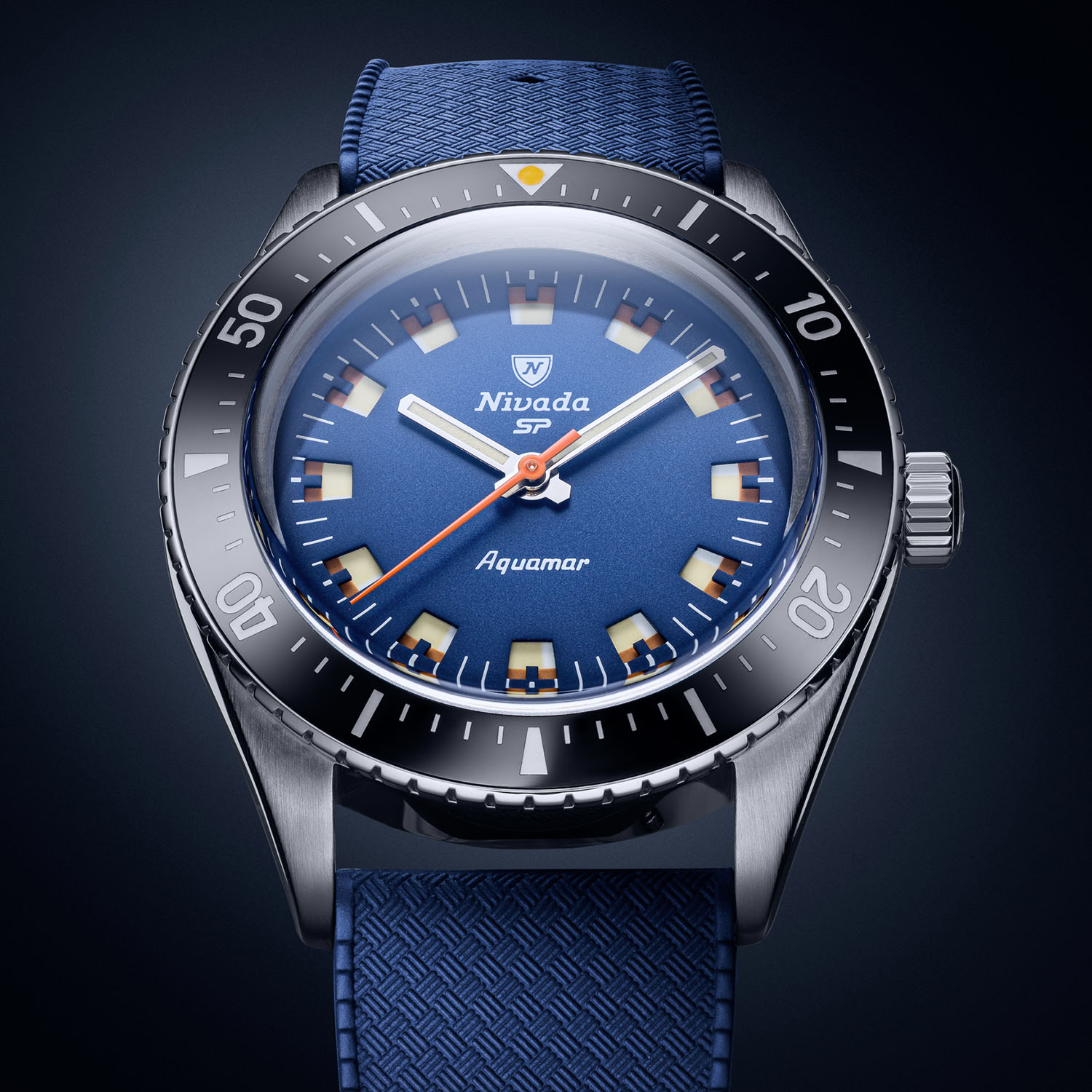 Nivada Grenchen Antarctic Diver Aquamar 4 Nivada Grenchen Antarctic Diver Aquamar 4