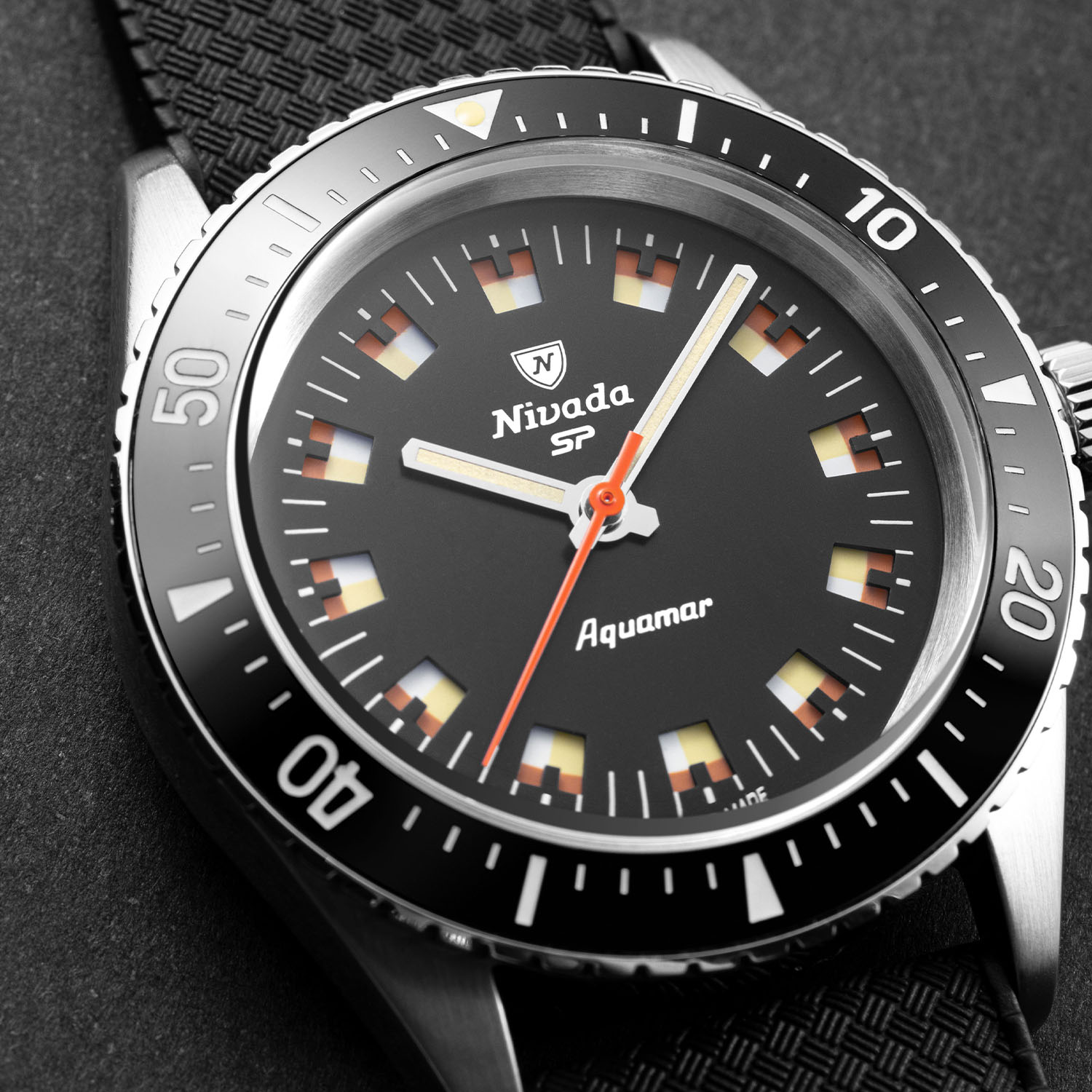 Nivada Grenchen Antarctic Diver Aquamar 5 Nivada Grenchen Antarctic Diver Aquamar 5