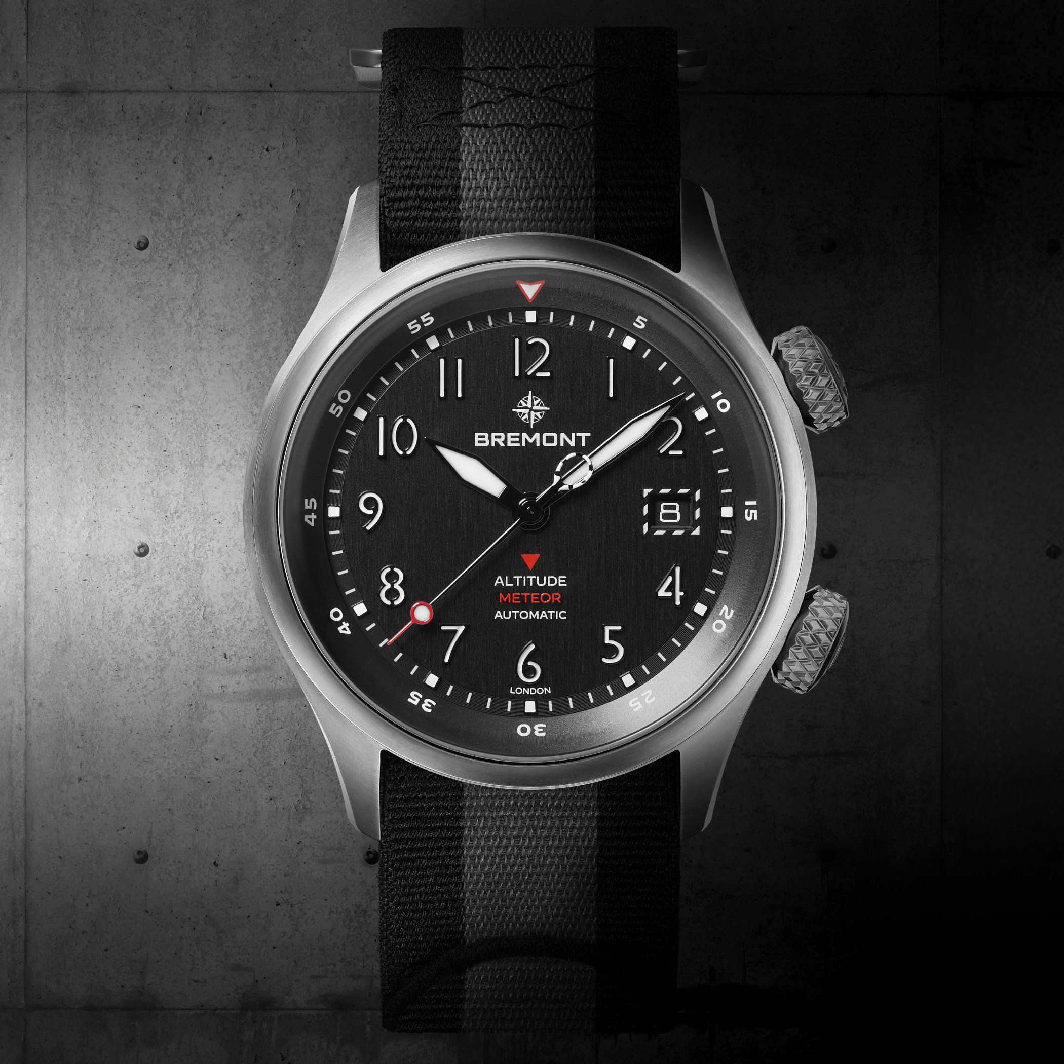 2025 Bremont Altitude MB Meteor Orange Barrel - 3B Also available on a textile NATO strap...