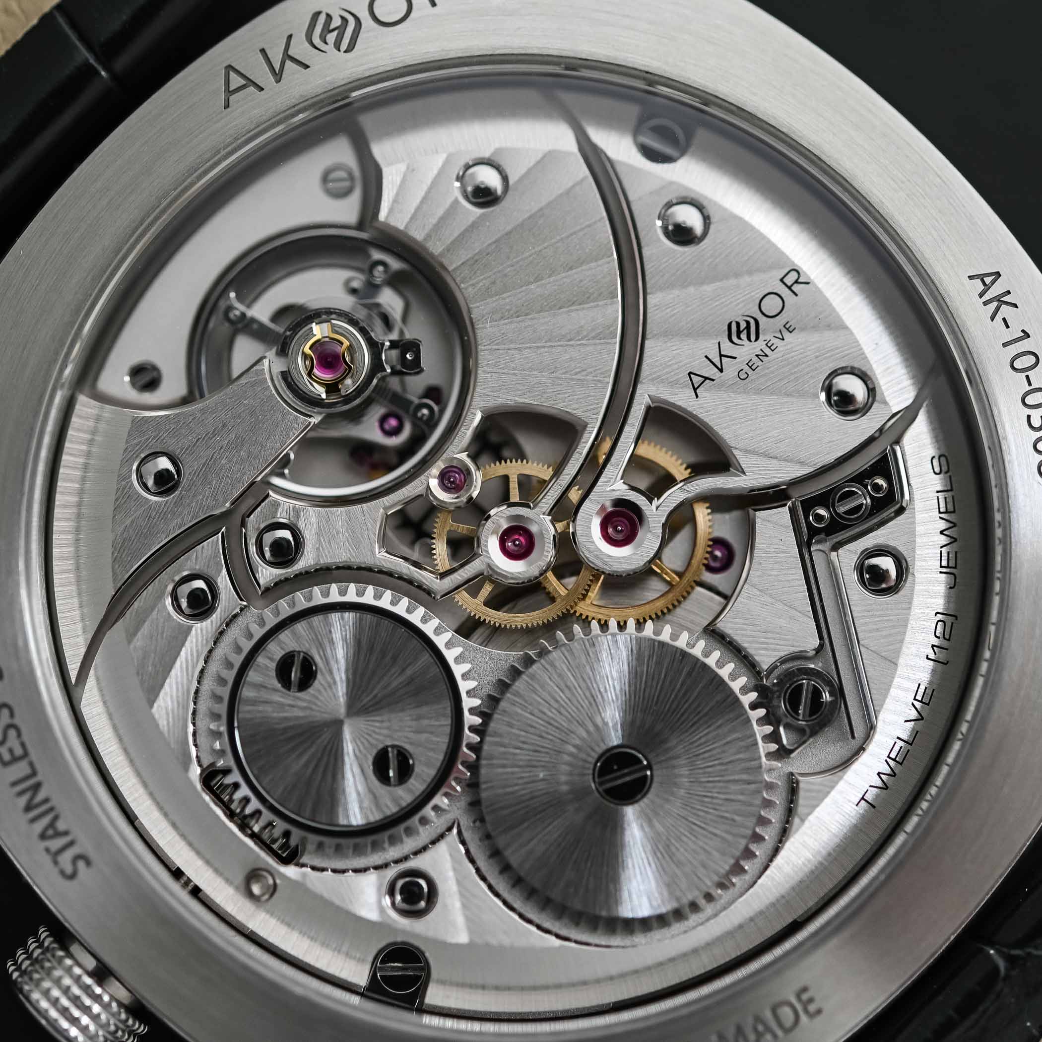 Akhor Le Temps en Equilibre - first watch new independent watch brand - 11 Akhor Le Temps en Equilibre - first watch new independent watch brand - 11