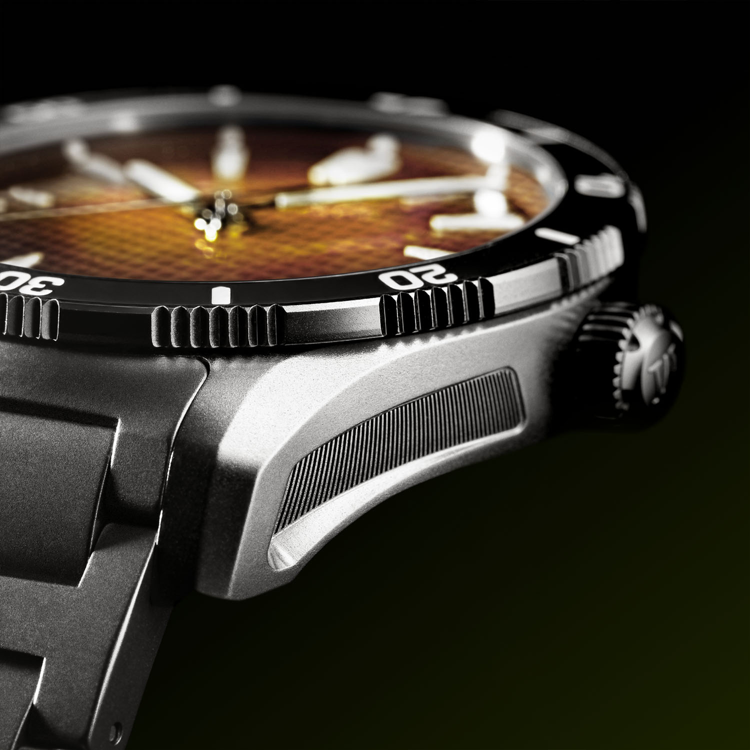 Azuki x Moser Cie Elements of Time Pioneer Collection - 8 Azuki x Moser Cie Elements of Time Pioneer Collection - 8