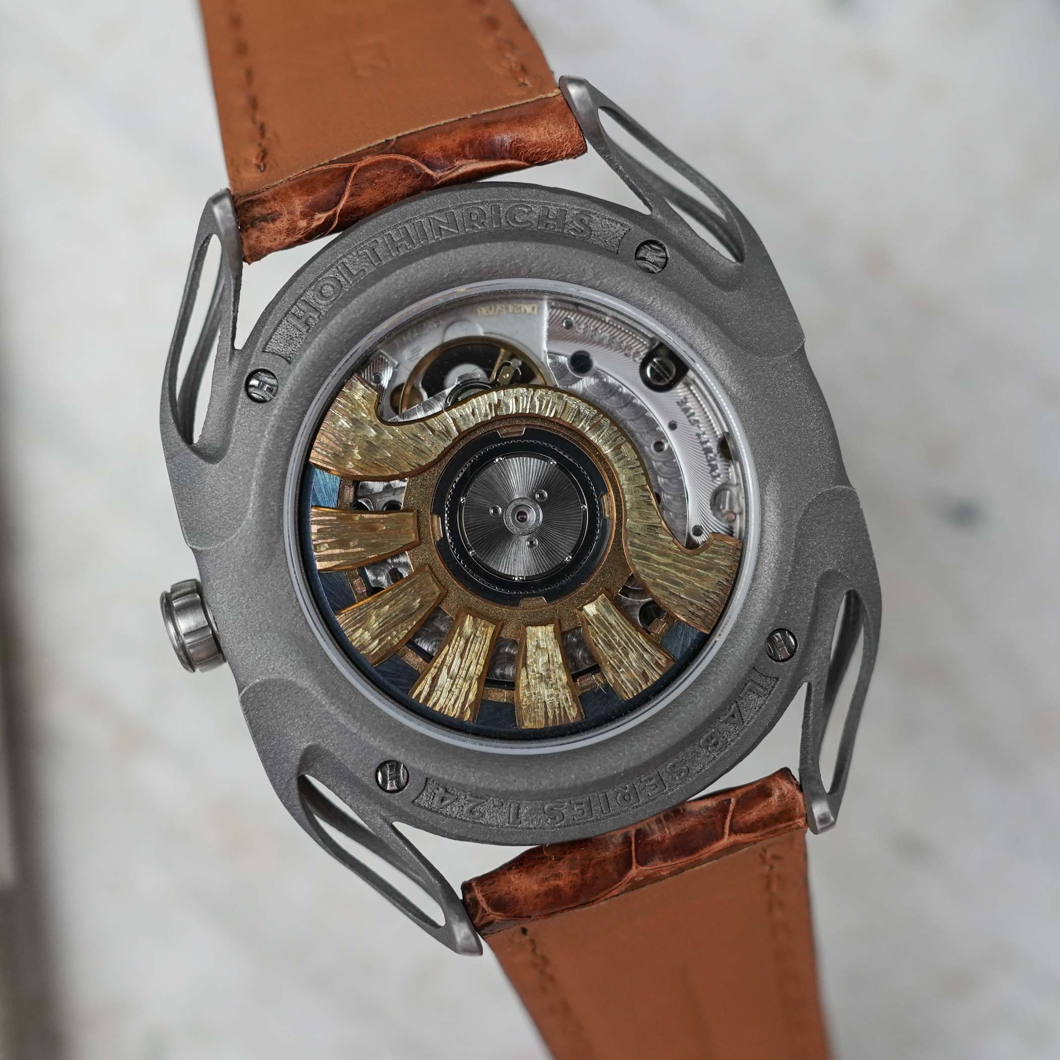 Holthinrichs Signature Ornament LAB Series 1.24 with The Dial Artist 3D Printed case review 7 Holthinrichs Signature Ornament LAB Series 1.24 with The Dial Artist 3D Printed case review 7