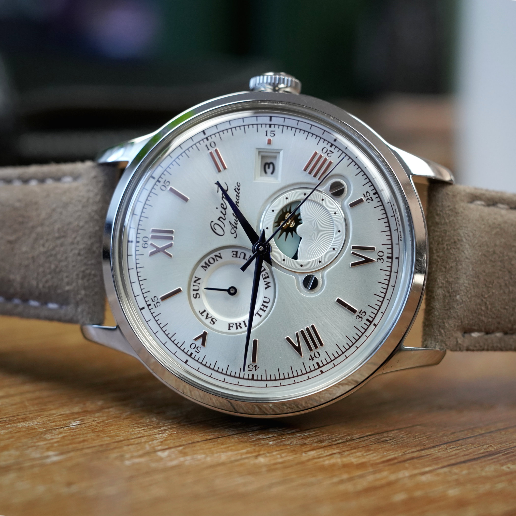 Orient Bambino 75th Anniversary Classic & Day-Night - 2 Orient Bambino 75th Anniversary Classic & Day-Night - 2