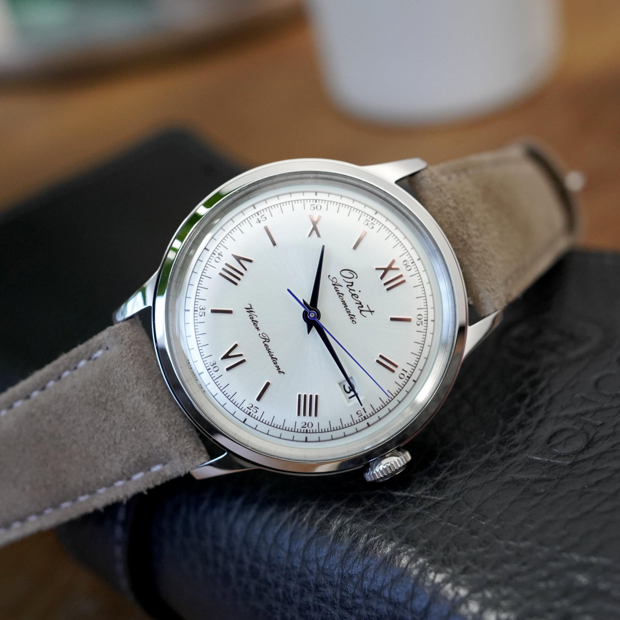 Orient Bambino 75th Anniversary Classic & Day-Night - 3 Orient Bambino 75th Anniversary Classic & Day-Night - 3