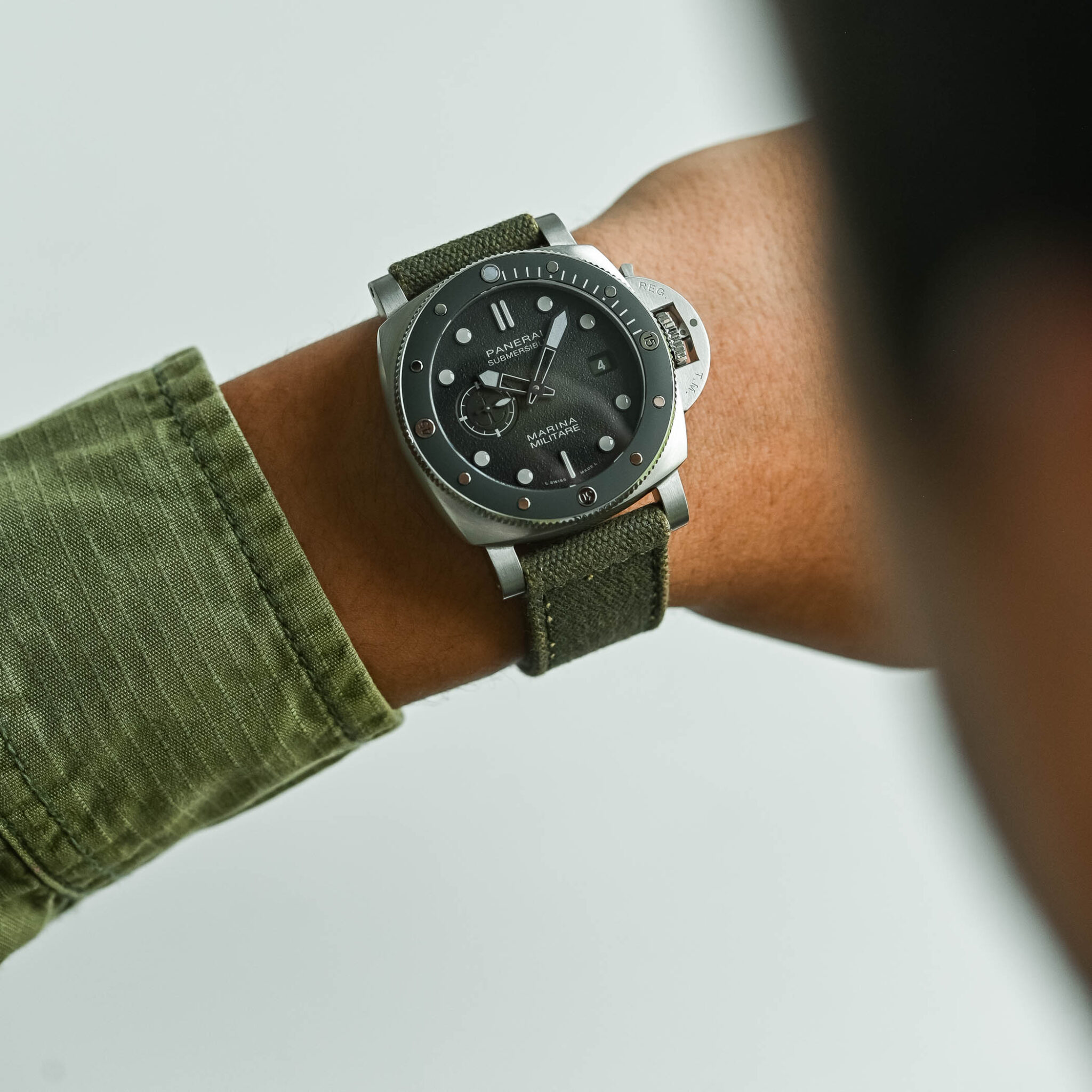 first-look-the-new-panerai-submersible-marina-militare-pam01697-and