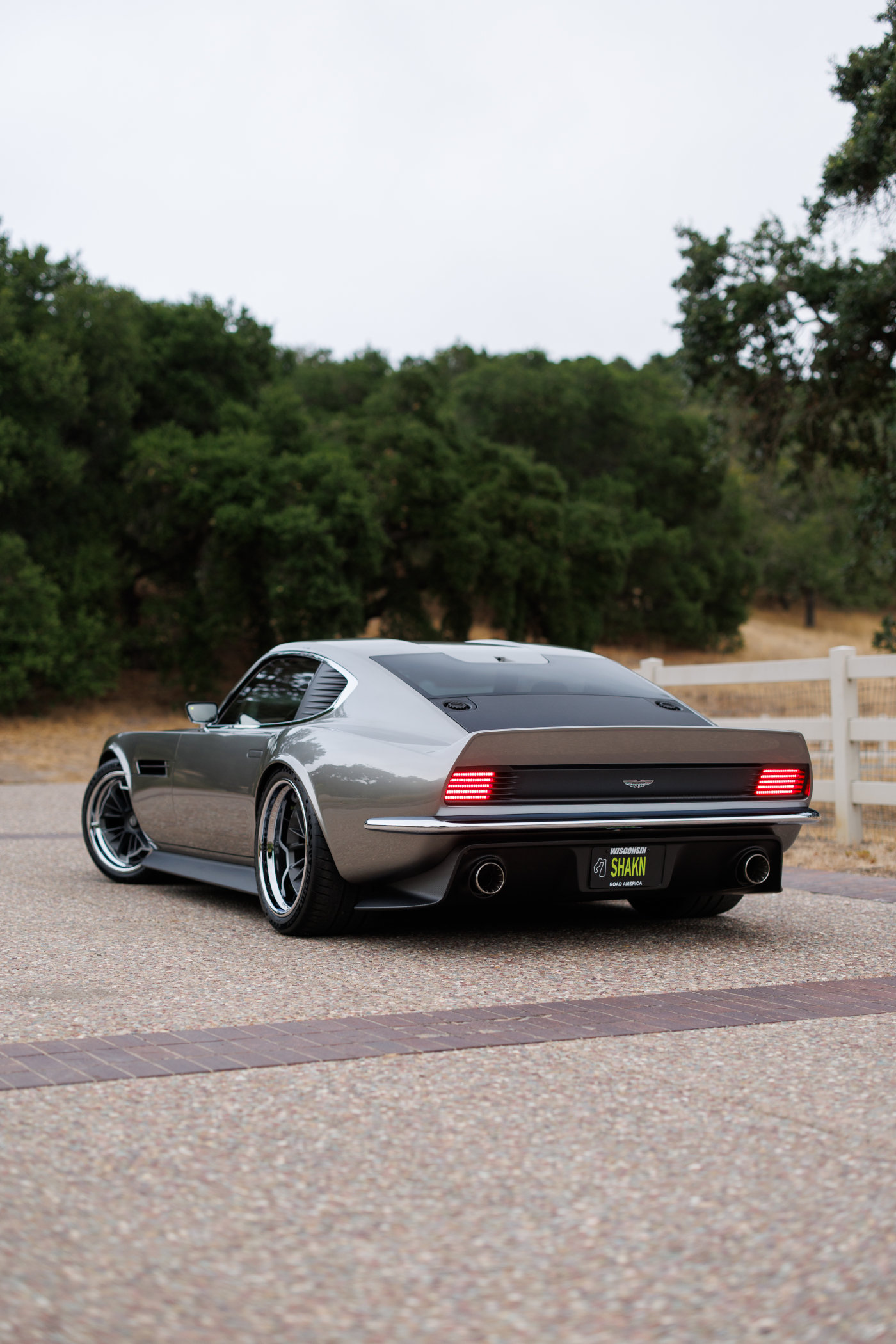 Ring Brothers 1971 Aston Martin DBS Octavia - 3 Ring Brothers Aston Martin DBS Octavia - Images by Larry Chen for Ring Brothers.