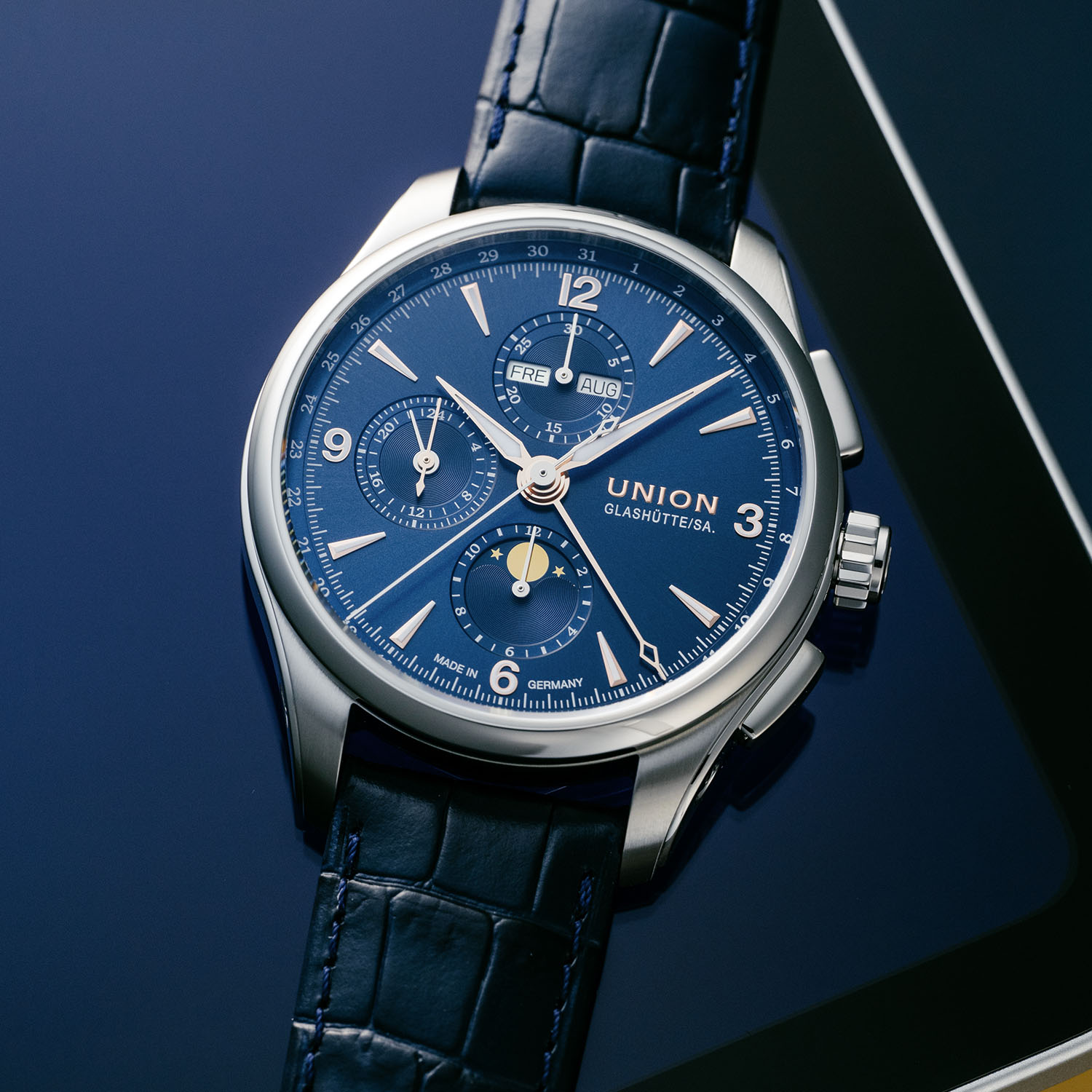 Union_Glashutte_Belisar_Chronograph_Mondphase_Blue_Dial_6 Union_Glashutte_Belisar_Chronograph_Mondphase_Blue_Dial_6