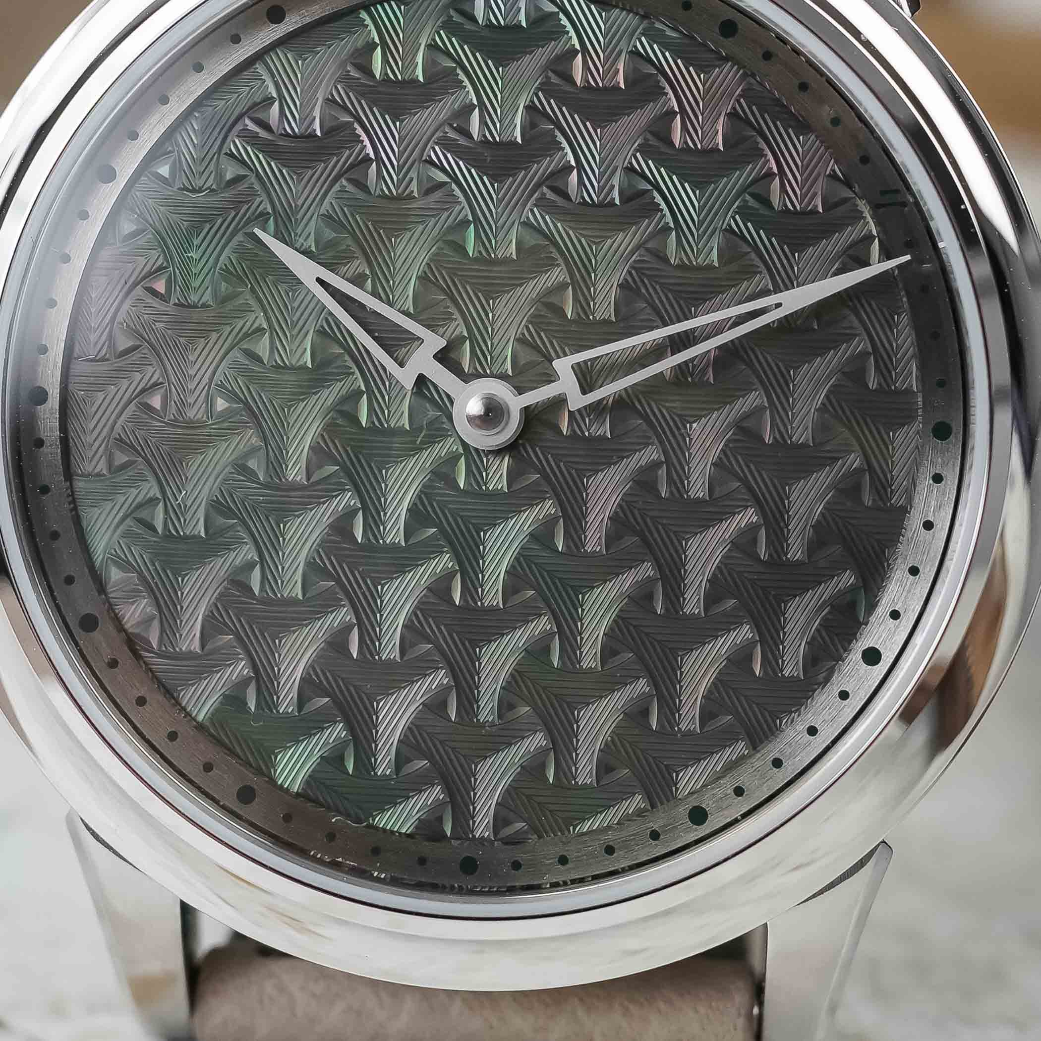 Watch Ho & Co x Selten Jui mother-of-pearl textured dial review - 4 Watch Ho & Co x Selten Jui mother-of-pearl textured dial review - 4