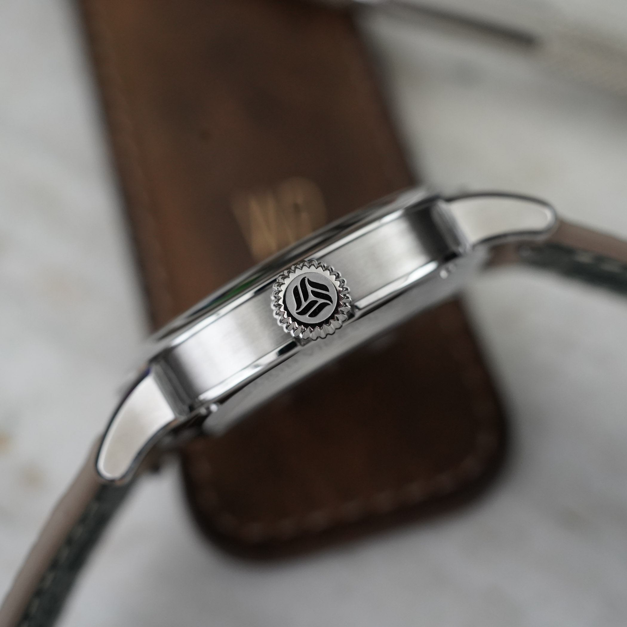 Watch Ho & Co x Selten Jui mother-of-pearl textured dial review - 6 Watch Ho & Co x Selten Jui mother-of-pearl textured dial review - 6