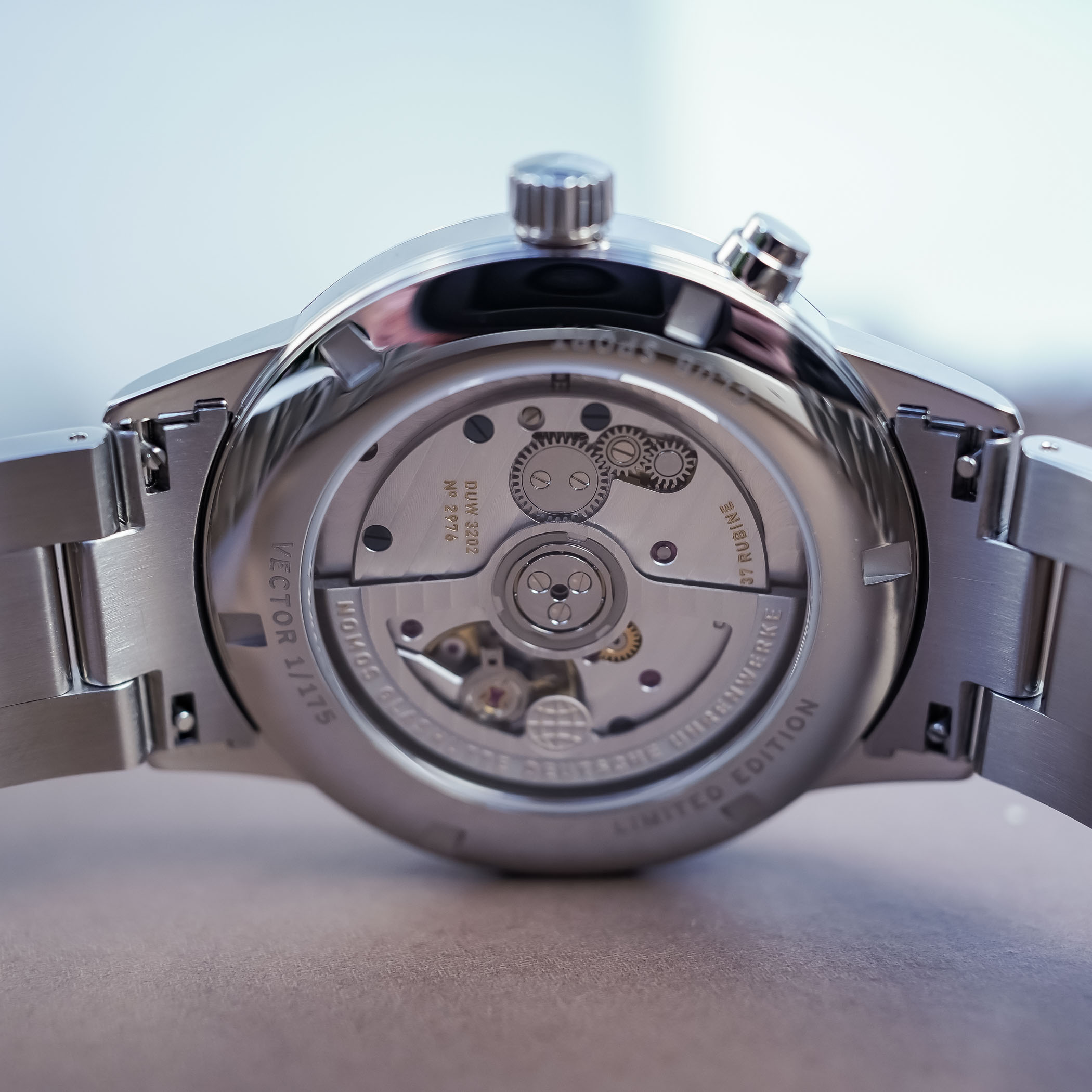 2025 Nomos Club Sport Neomatik Worldtimer Night Navigation Series Trace Vector Grid review - 4 2025 Nomos Club Sport Neomatik Worldtimer Night Navigation Series Trace Vector Grid review - 4