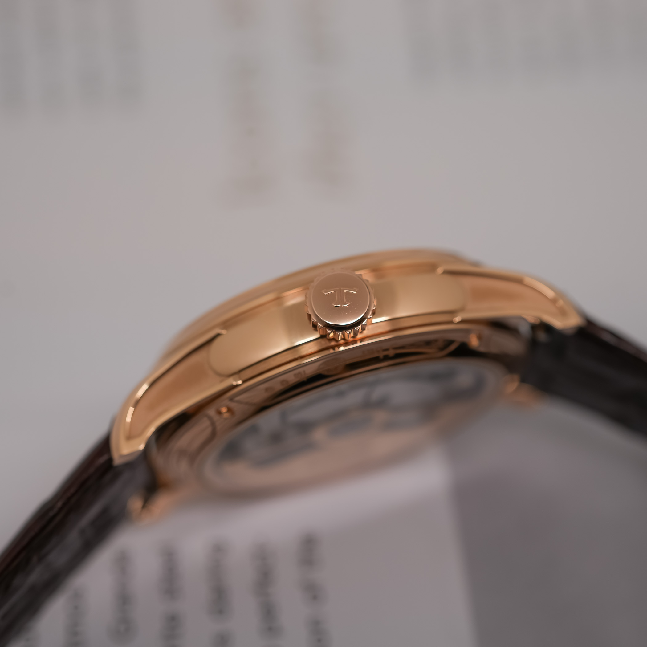 Jaeger-LeCoultre Master Grande Tradition Calibre 985 cylindrical flying tourbillon perpetual calendar - review - 3 Jaeger-LeCoultre Master Grande Tradition Calibre 985 cylindrical flying tourbillon perpetual calendar - review - 3