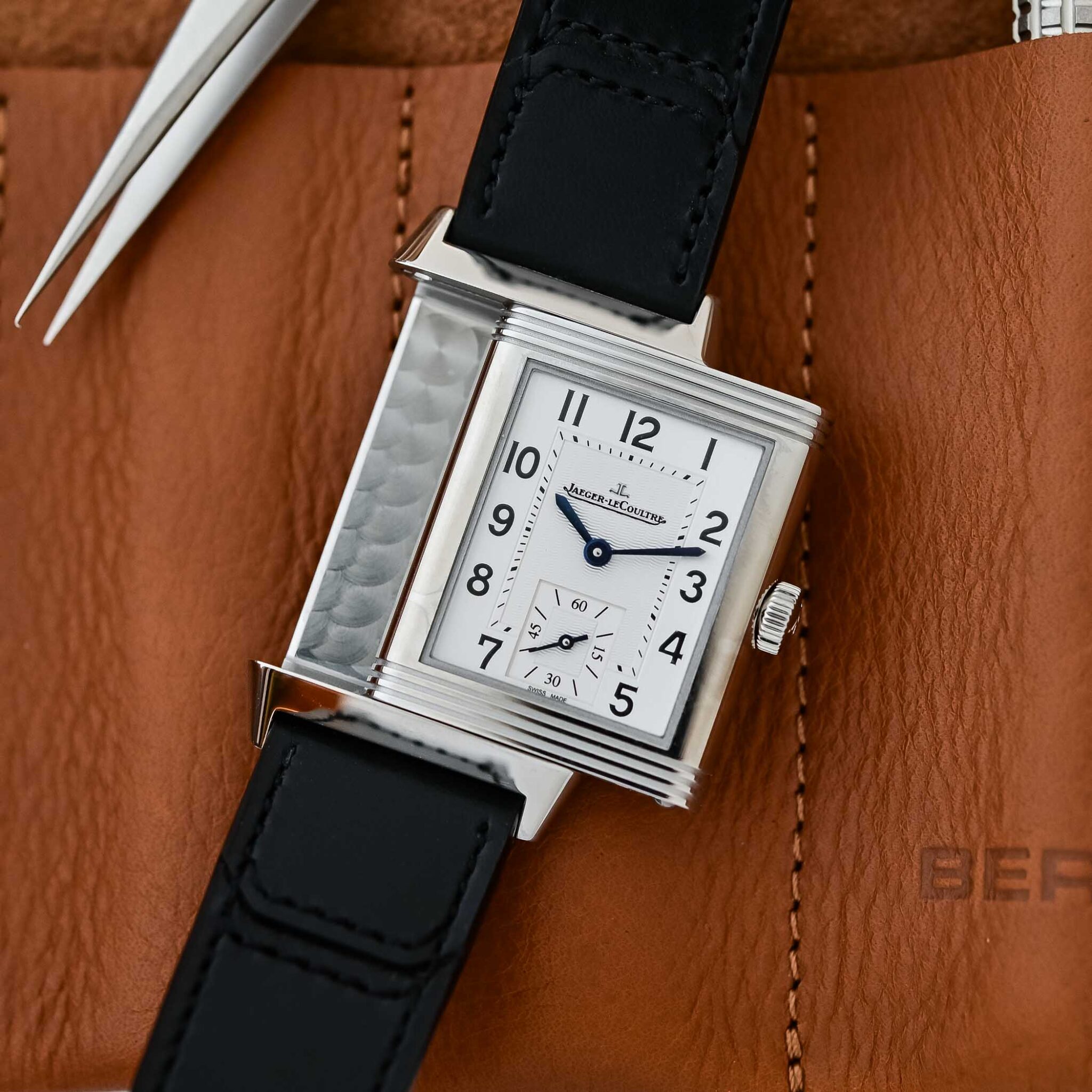 First Look: The new Mid-Size Jaeger-LeCoultre Reverso Classic Monoface ...