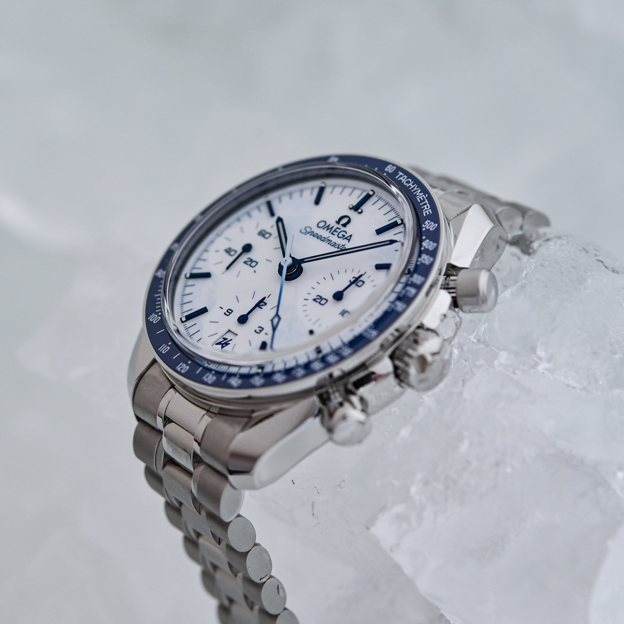 Omega Speedmaster Milano Cortina 2026 38mm Automatic olympic winter games white dial - review - 7 Omega Speedmaster Milano Cortina 2026 38mm Automatic olympic winter games white dial - review - 7