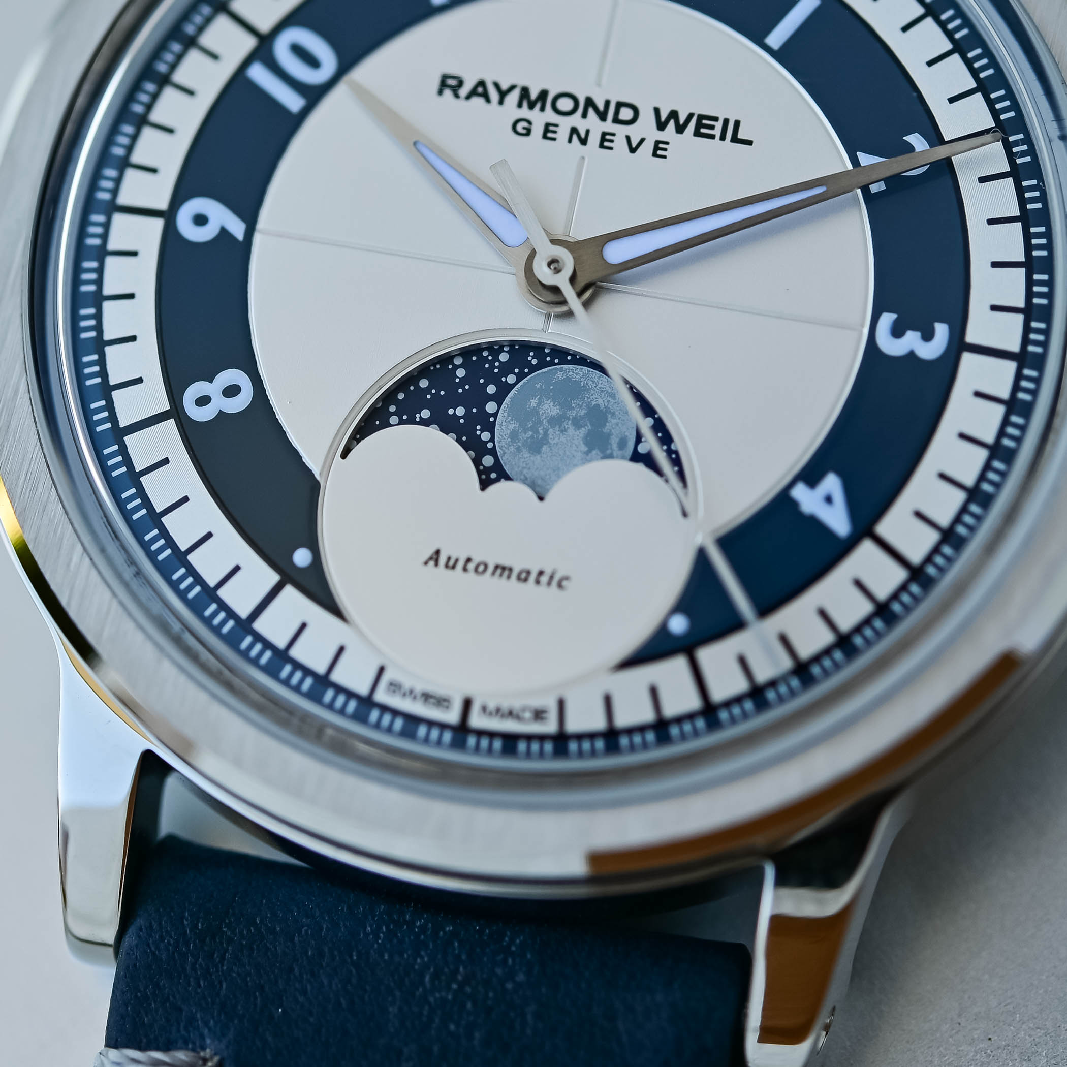 Raymond Weil Millesime Moon Phase 35mm Special Edition for Japan - review - 7 Raymond Weil Millesime Moon Phase 35mm Special Edition for Japan - review - 7