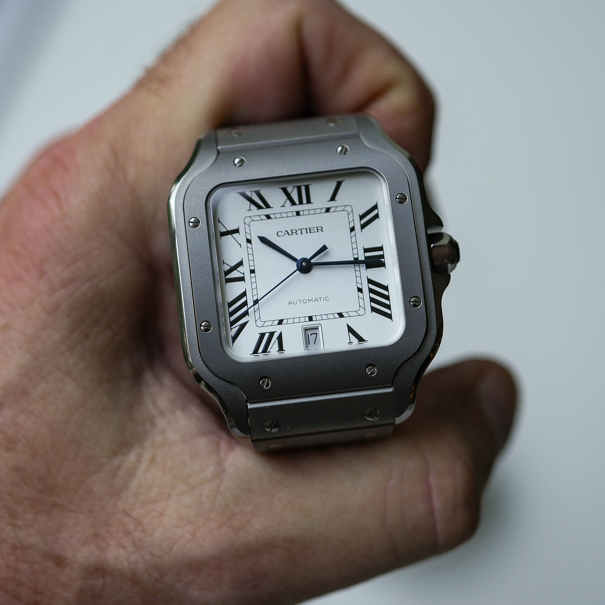 santos-de-cartier-lm-full-titanium-crwssa0089-review-2 santos-de-cartier-lm-full-titanium-crwssa0089-review-2