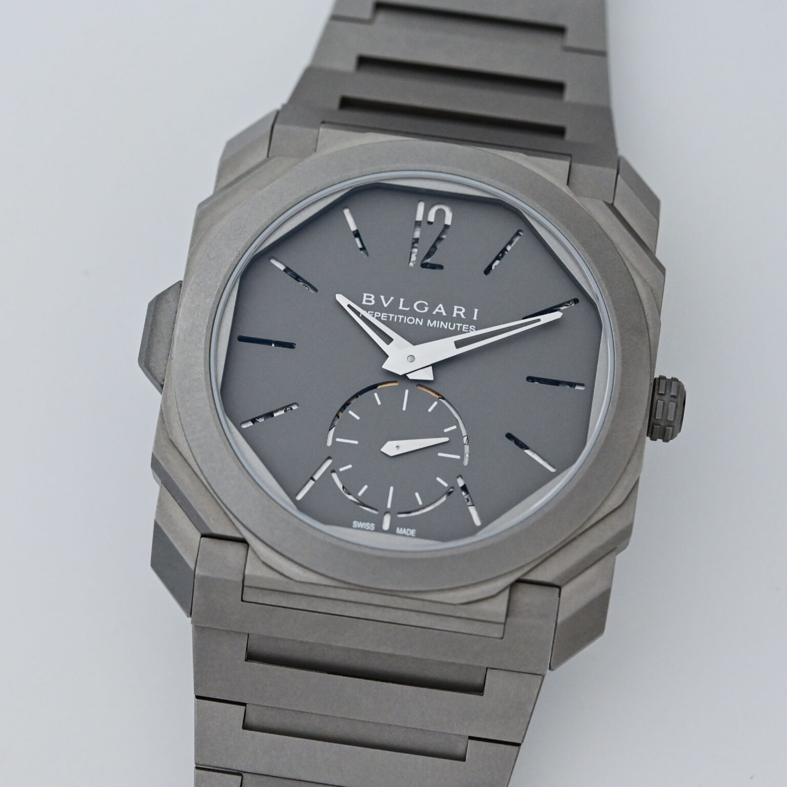 First Look: The Compact Bulgari Octo Finissimo Minute Repeater 37mm
