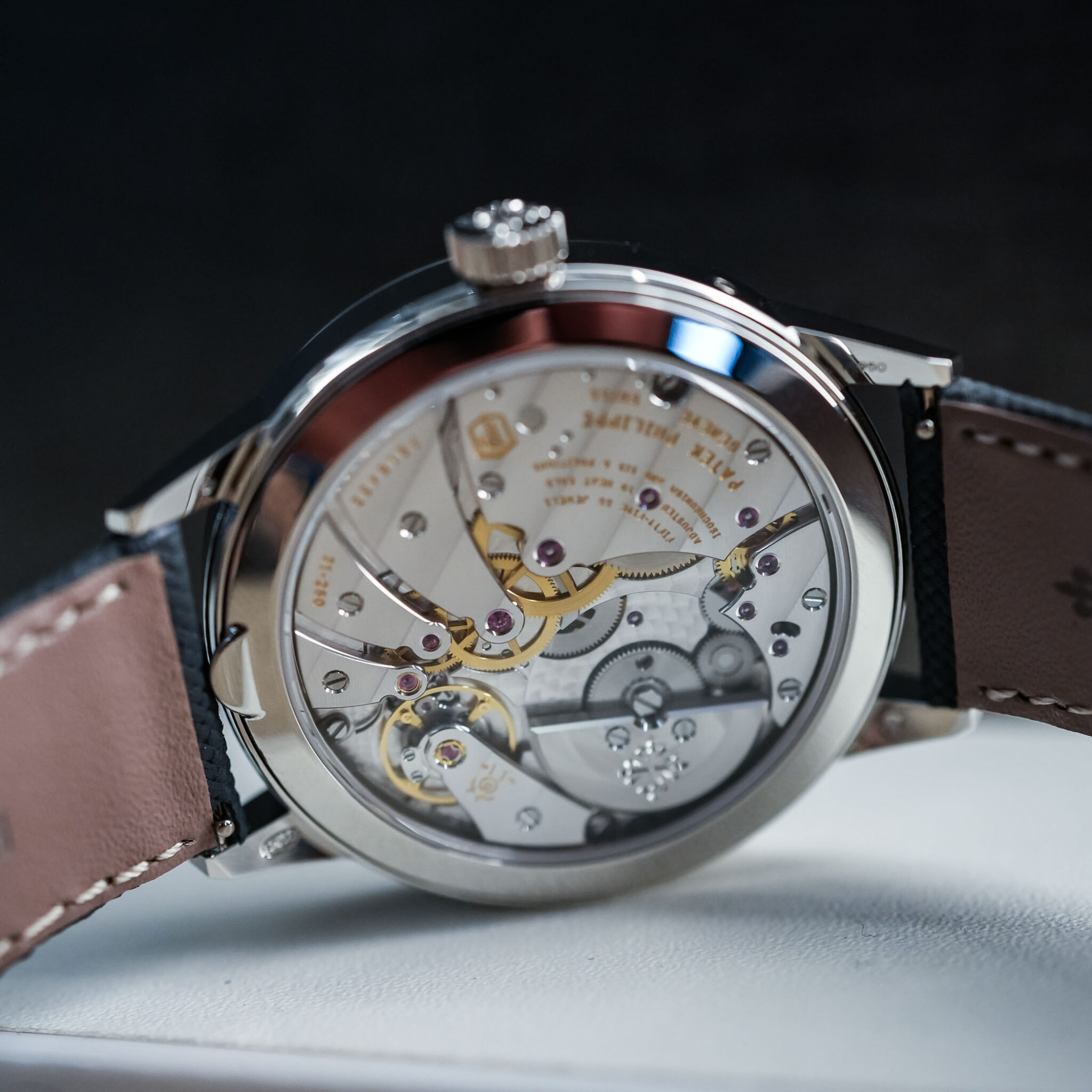 First Look: The new Silver-Toned Patek Philippe In-Line Perpetual ...